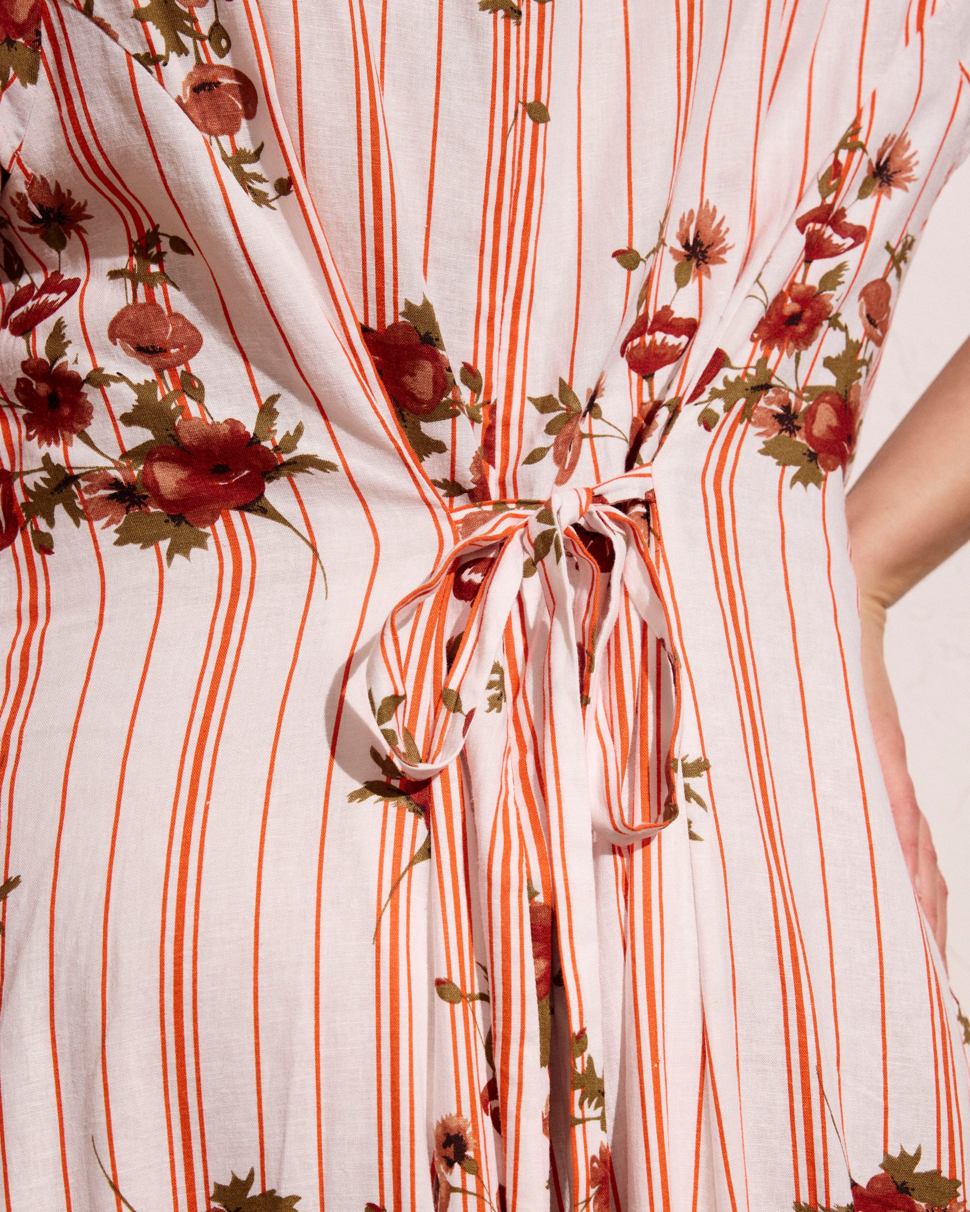Sunset Linen Flounce Dress - Wild Flower Bouquet Print on Stripes | Plus Size & Straight Size Women's Fashion | Universal Standard