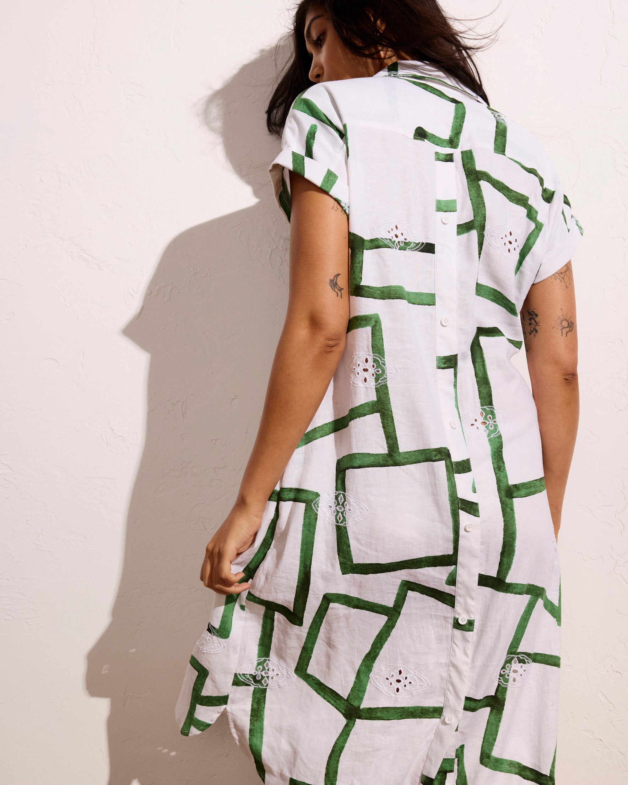 Sunshine Linen Polo Dress - Green Paint Print | Plus Size & Straight Size Women's Fashion | Universal Standard