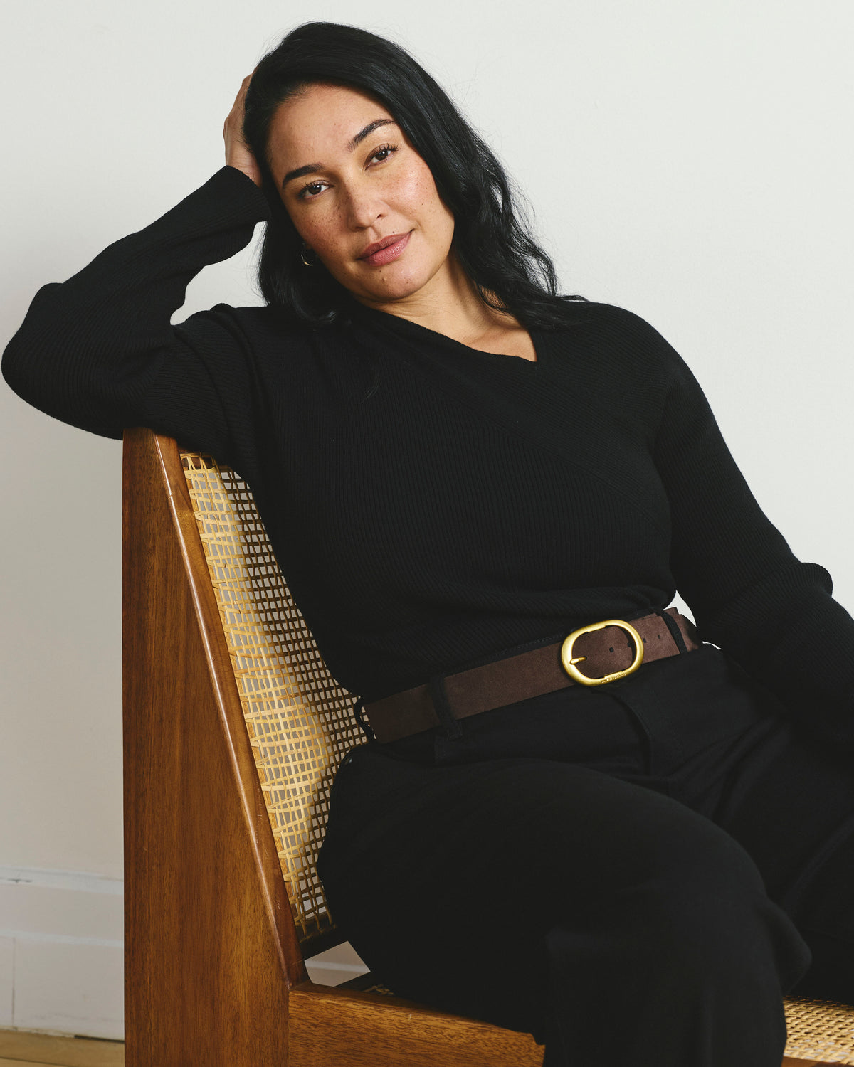 Savvy Fine Rib Asymmetric Sweater - Black