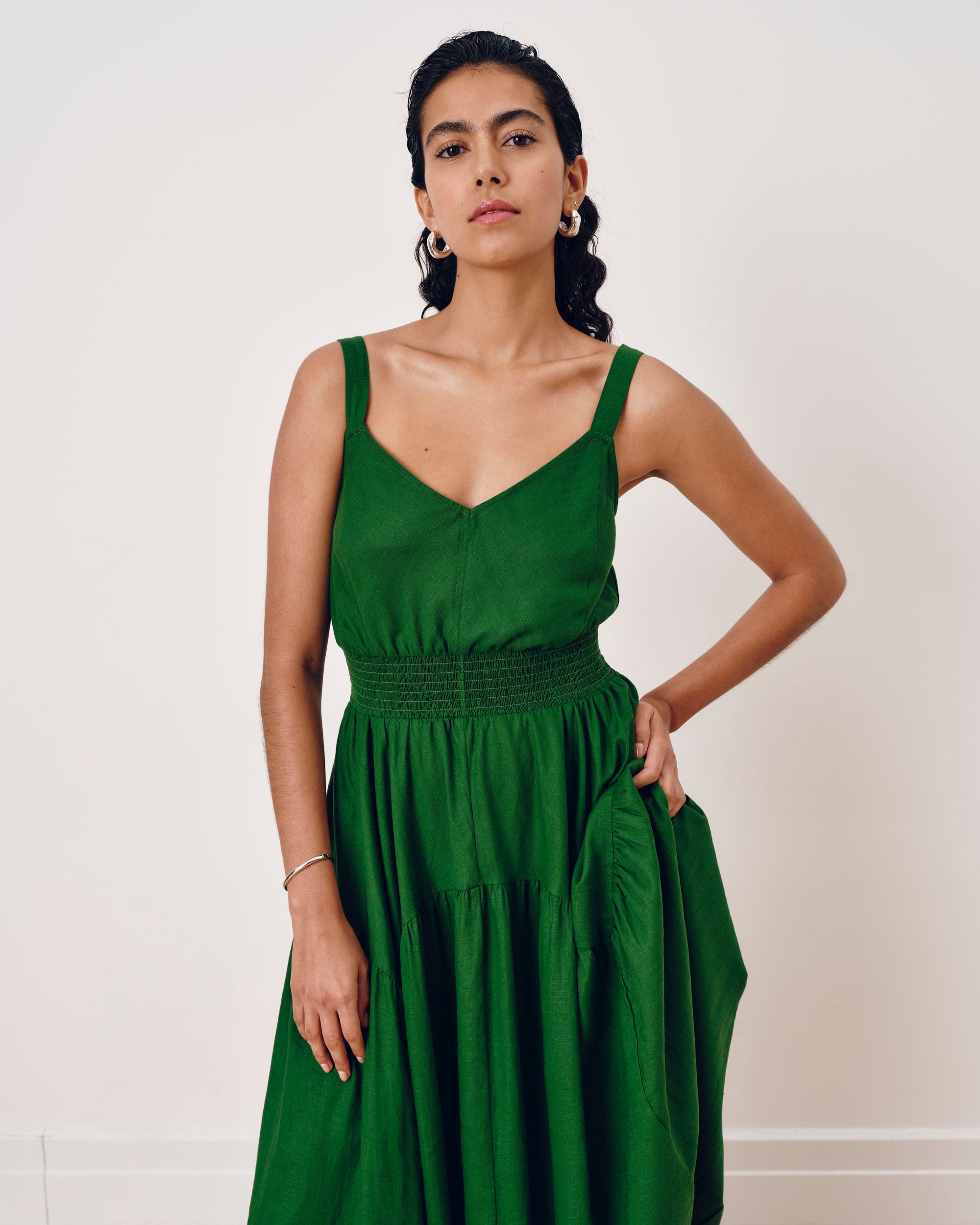Ruby Smocked Linen Blend Sundress - Jardin | Plus Size & Straight Size Women's Fashion | Universal Standard