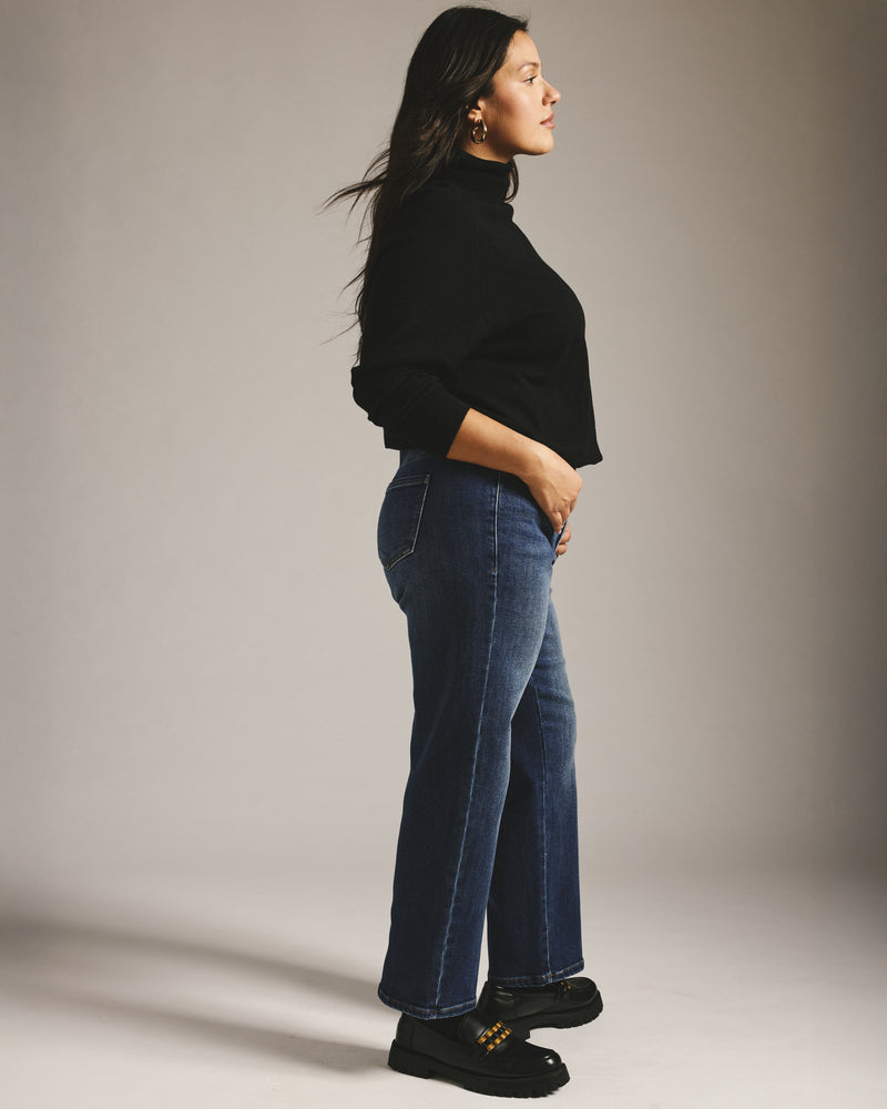 Etta High Rise Straight Leg Jeans 28 Inch - Saint Lawrence Blue