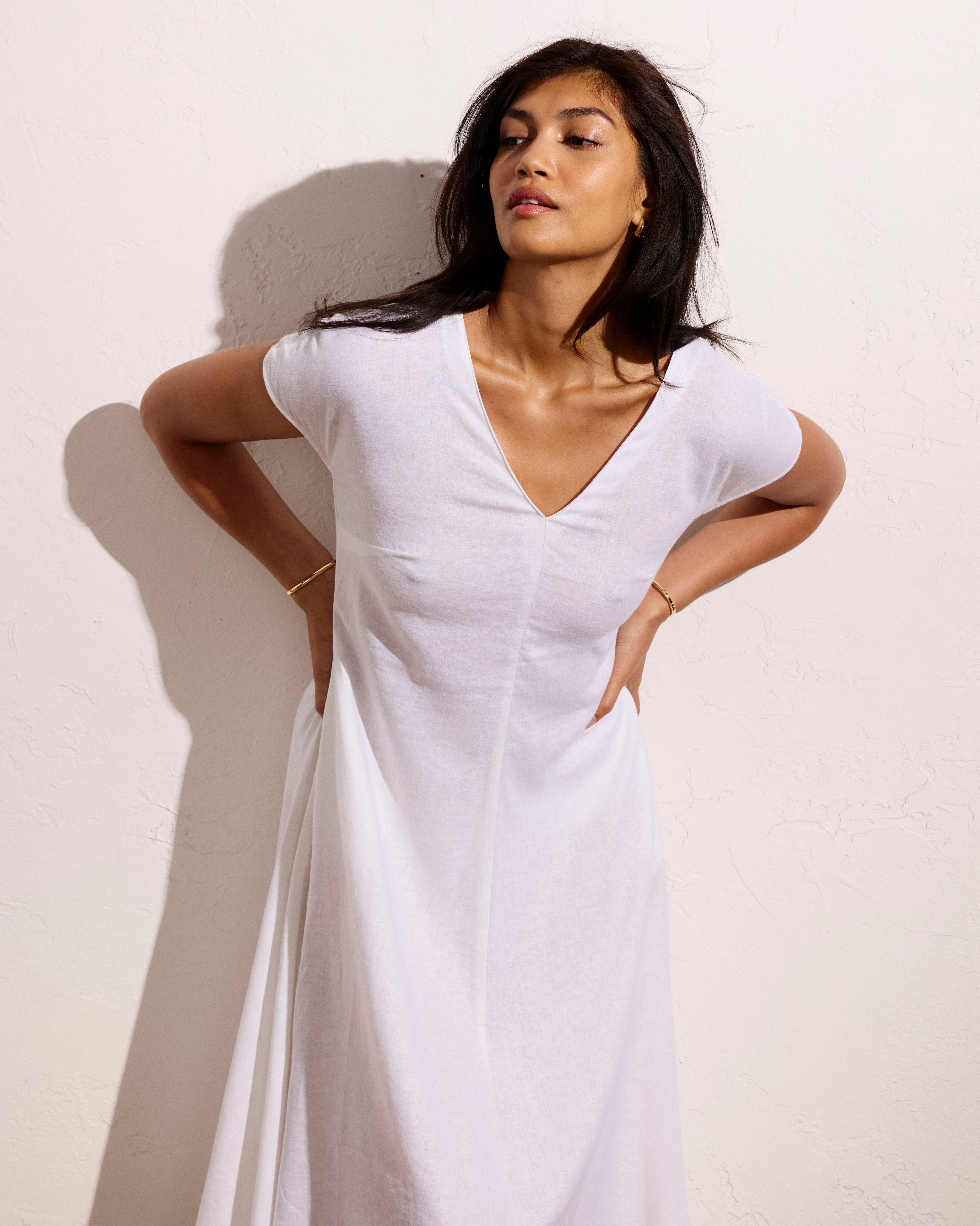 Louvre Bow Back Linen Blend Dress - Bright White – Universal Standard