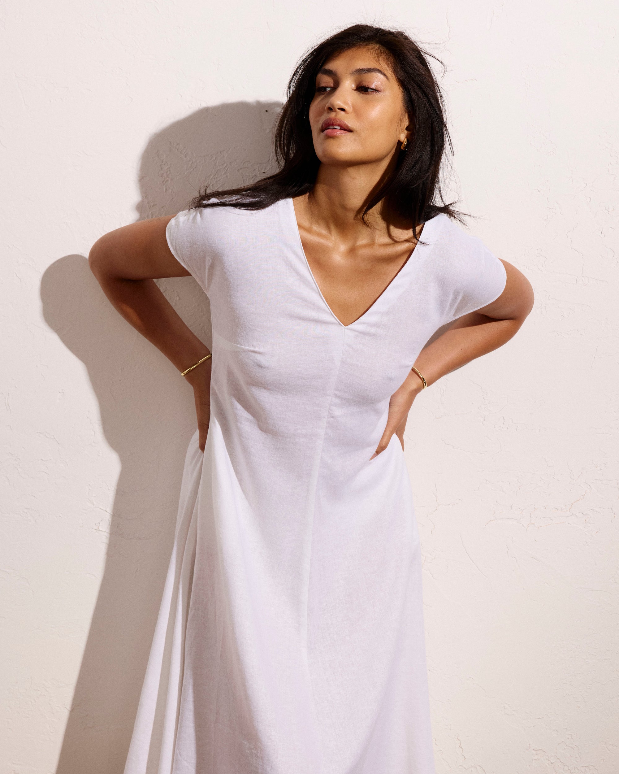 Louvre Bow Back Linen Dress - Bright White | Plus Size & Straight Size Women's Fashion | Universal Standard