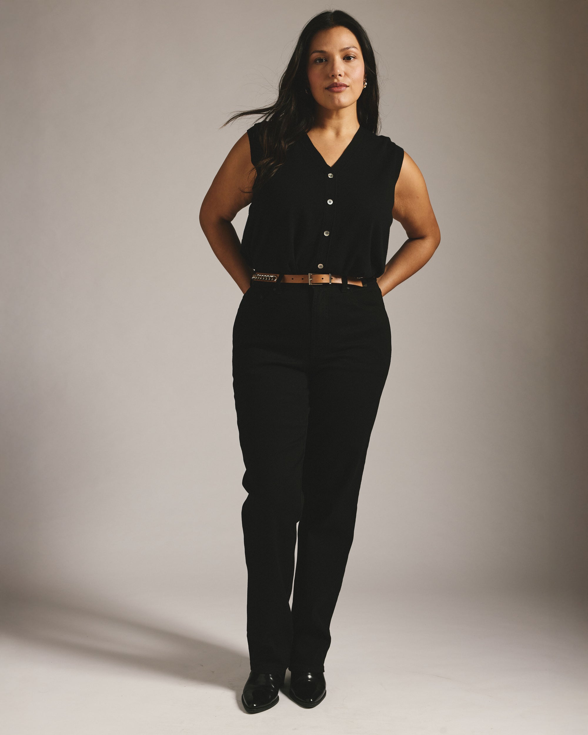 Savvy Fine Knit Cardigan Vest - Black