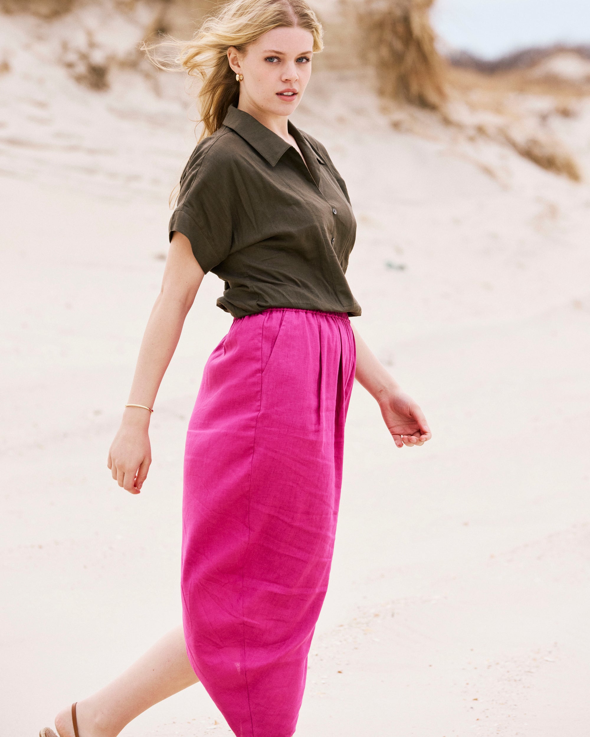 Geneva Linen Blend Skirt - Hyper Pink | Plus Size & Straight Size Women's Fashion | Universal Standard