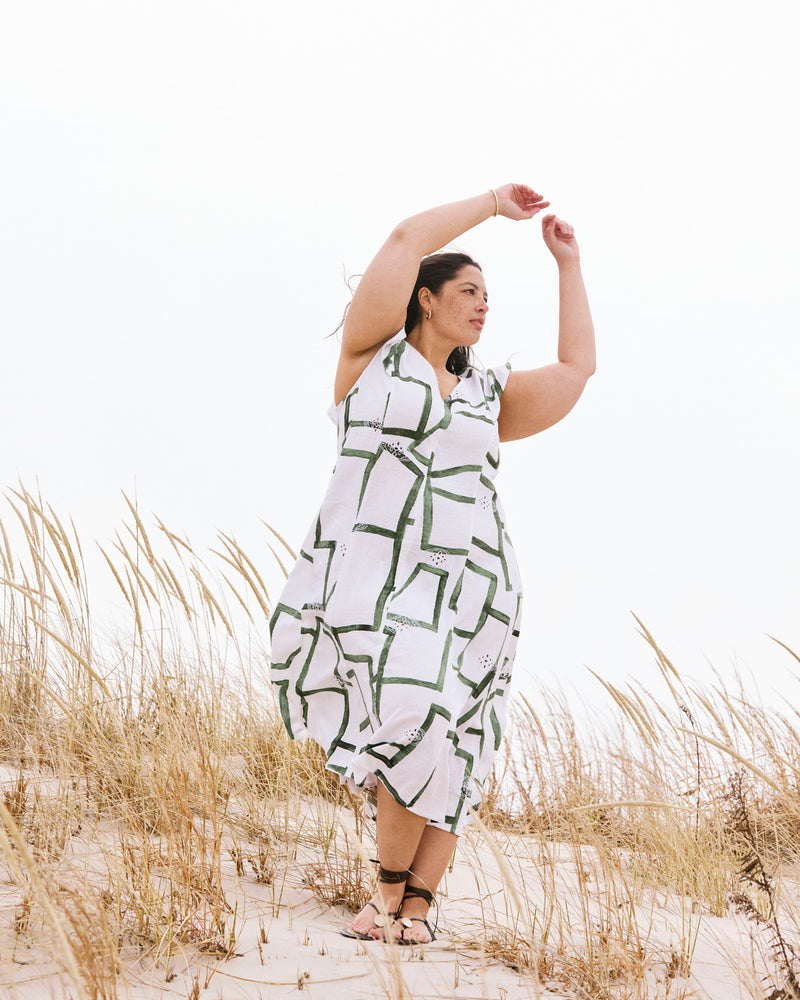 Victoria Linen Dress - Green Paint Print | Plus Size & Straight Size Women's Fashion | Universal Standard