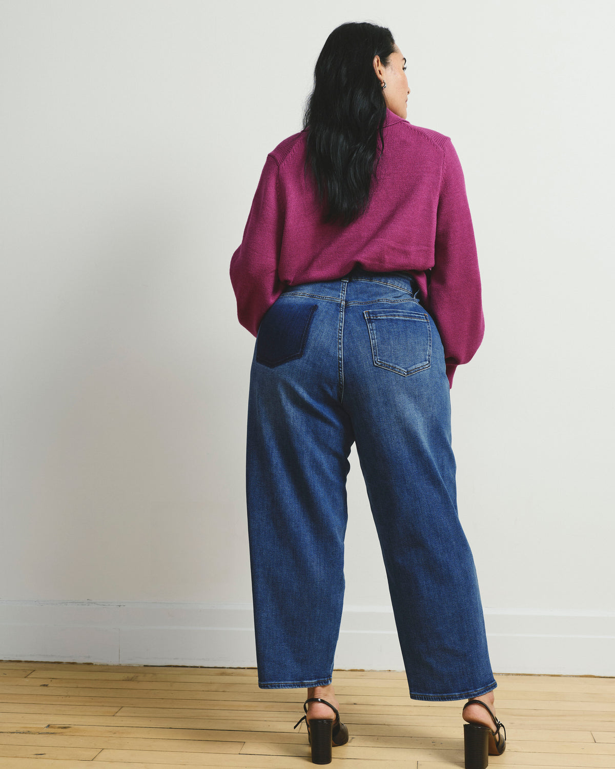 Dakota Twisted Leg Jeans - Woodstock Indigo