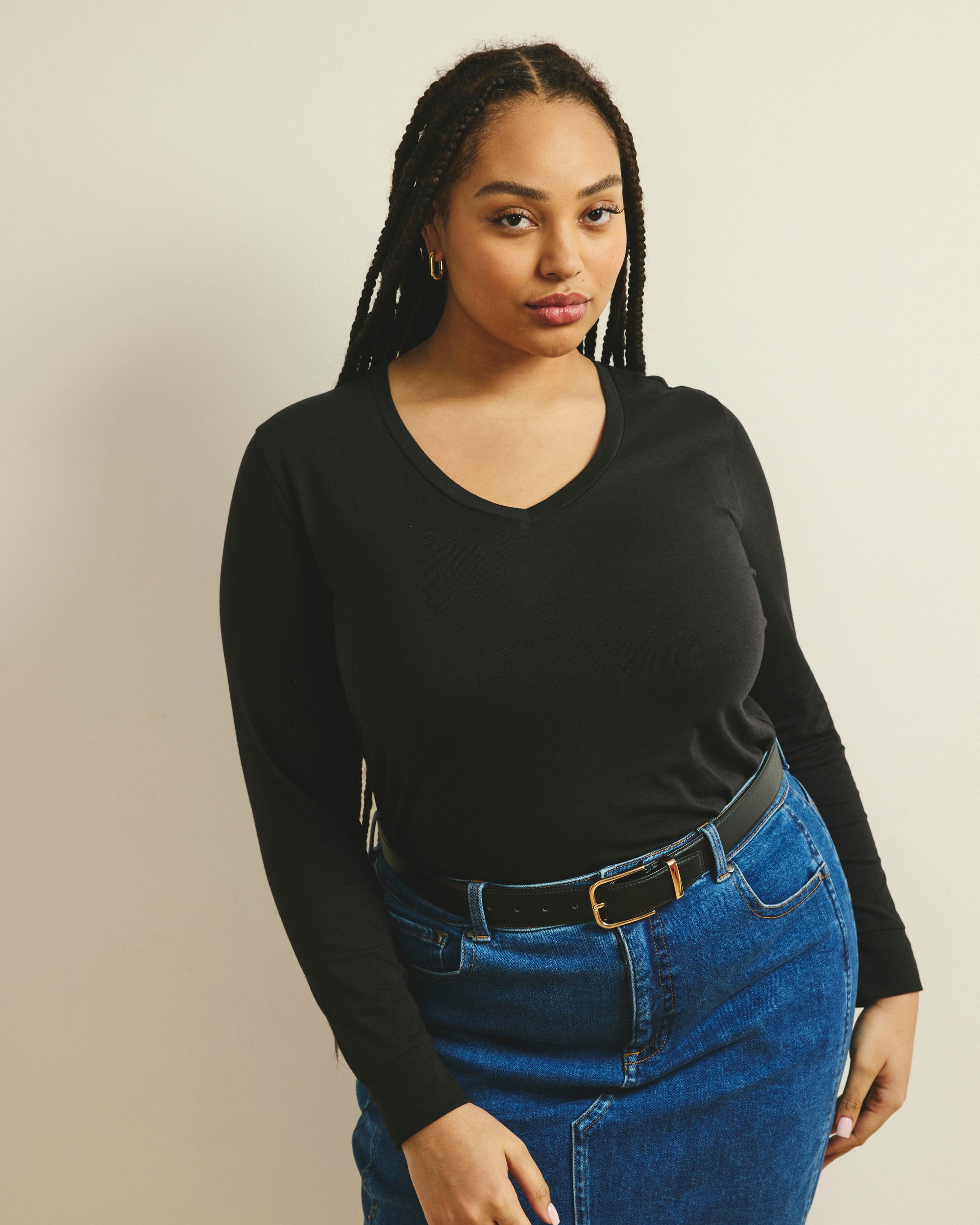 Long Sleeve V Rex - Black | Plus Size & Straight Size Women's Fashion | Universal Standard