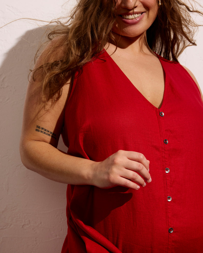 Woman wearing Islet Button-Down Linen Maxi Dress - Ruby Red from Universal Standard