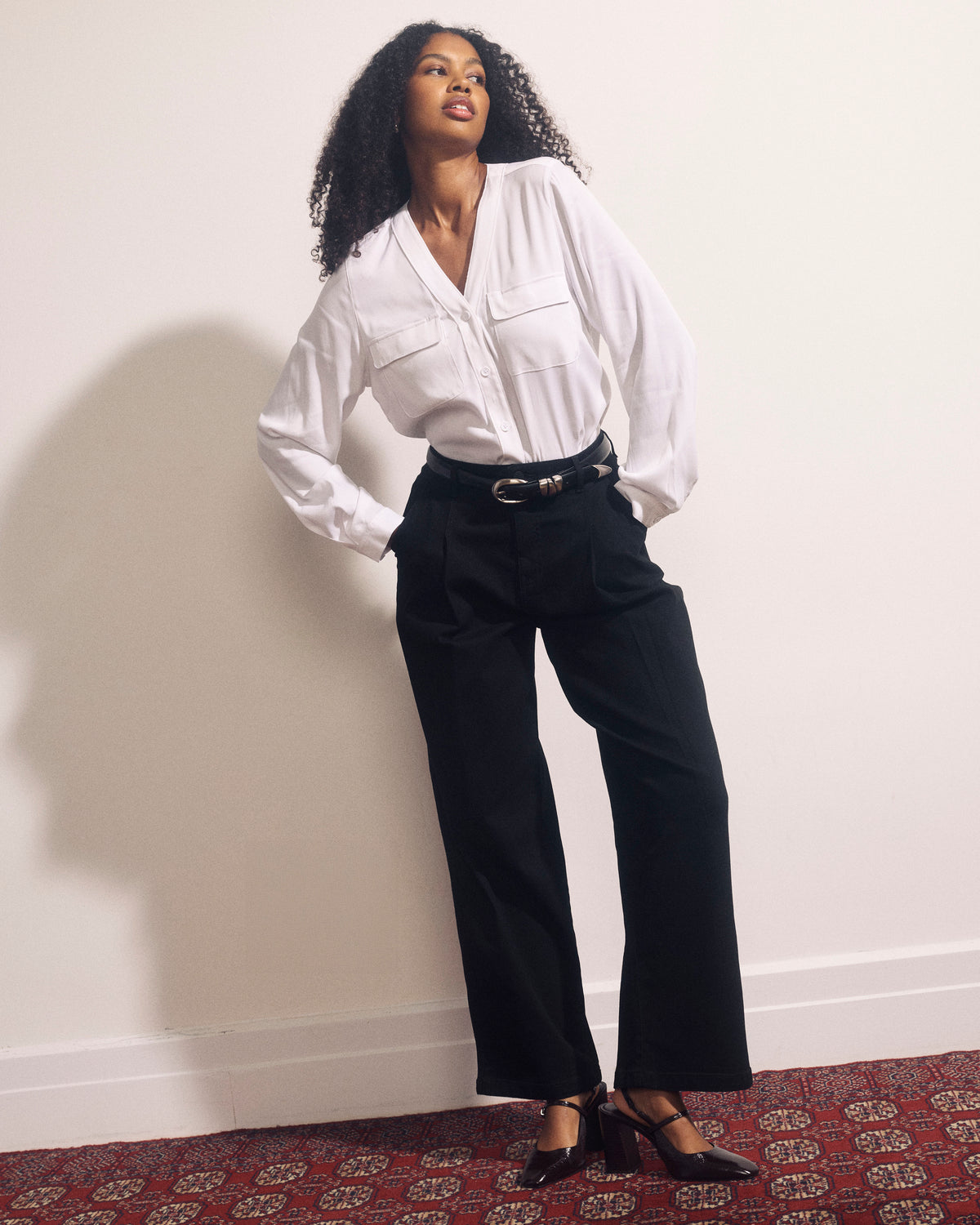 Esperanza Easy Straight Leg Jeans - Jet Black | Plus Size & Straight Size Women's Fashion | Universal Standard