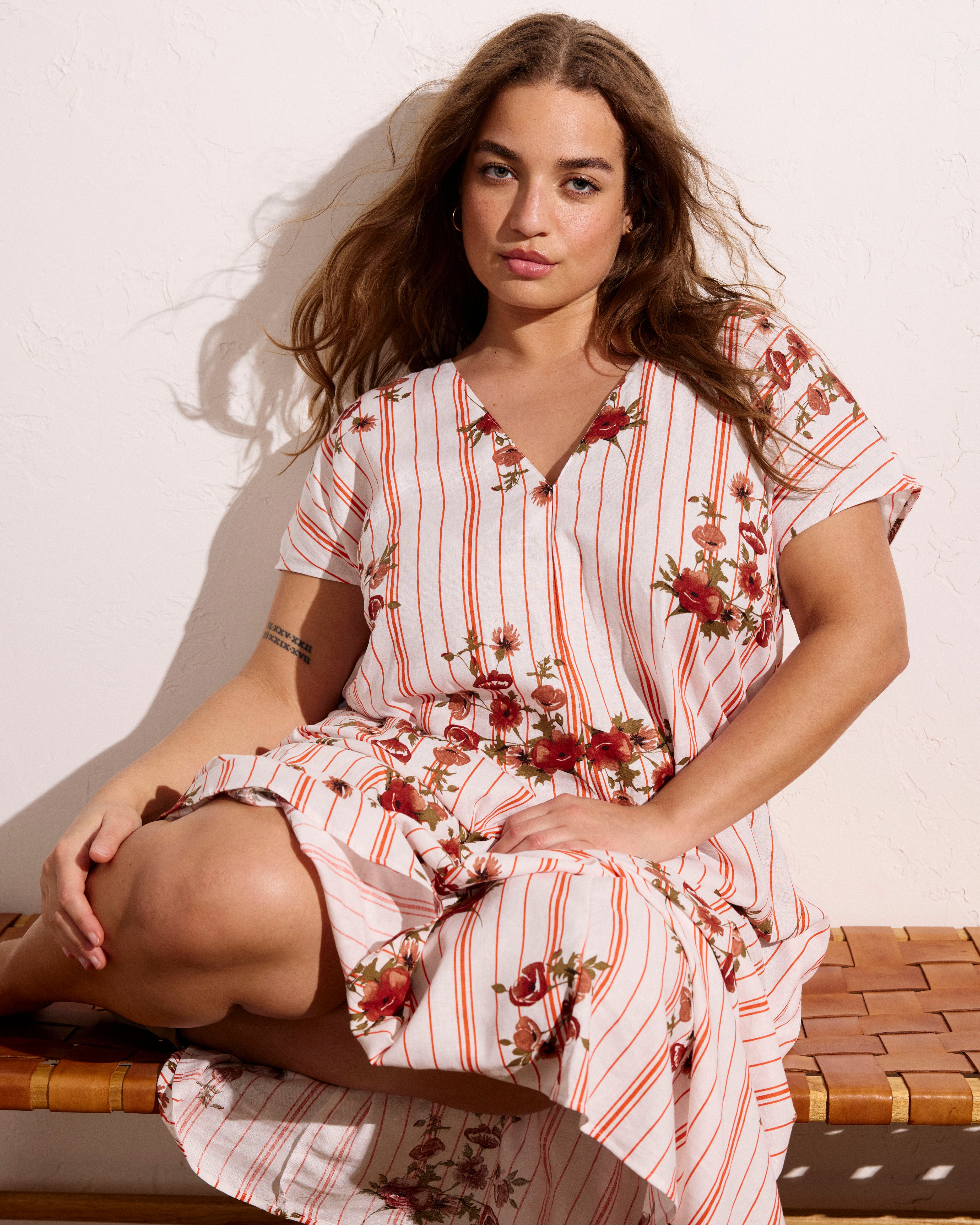 Louvre Bow Back Linen Blend Dress - Wild Flower Bouquet Print on