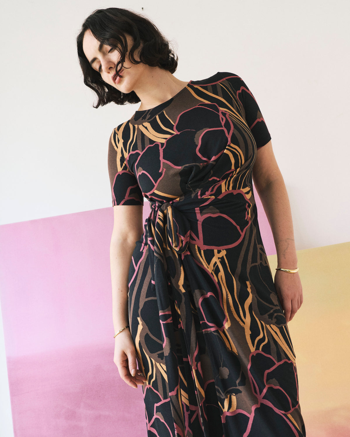 Delilah Liquid Jersey Dress - Poppy Field Print | Plus Size & Straight Size Women's Fashion | Universal Standard