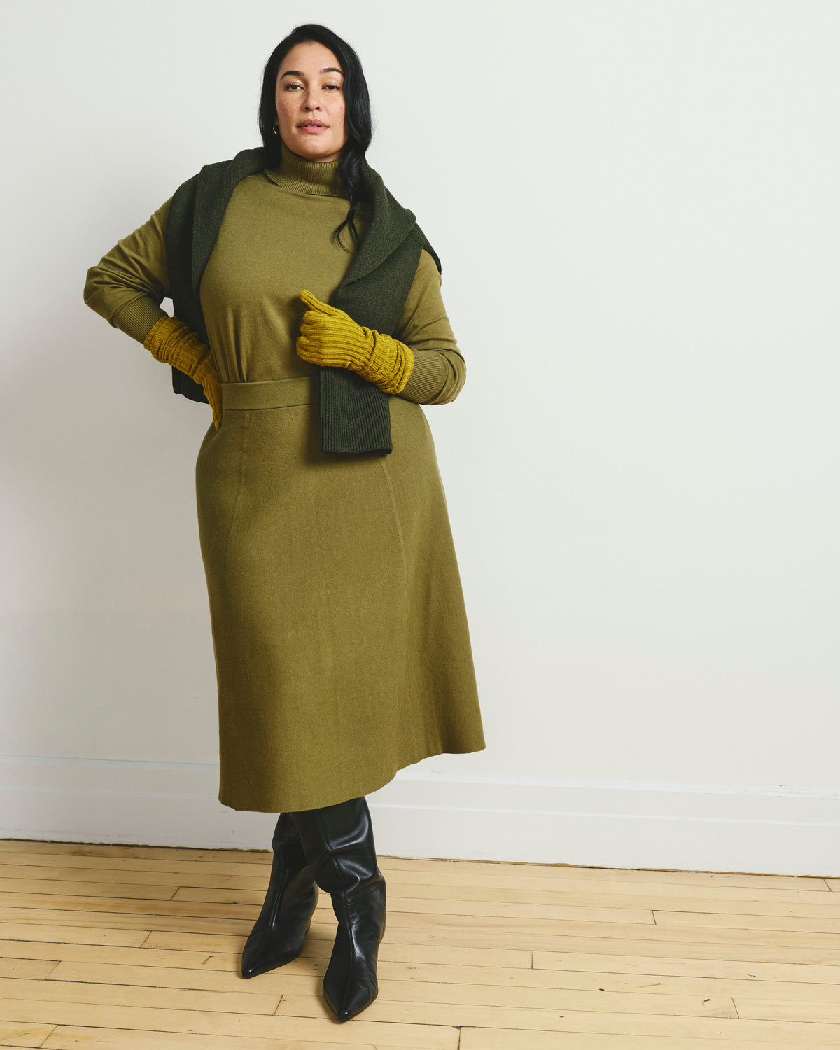Renee Savvy Fine Knit Raglan Turtleneck - Capulet Olive