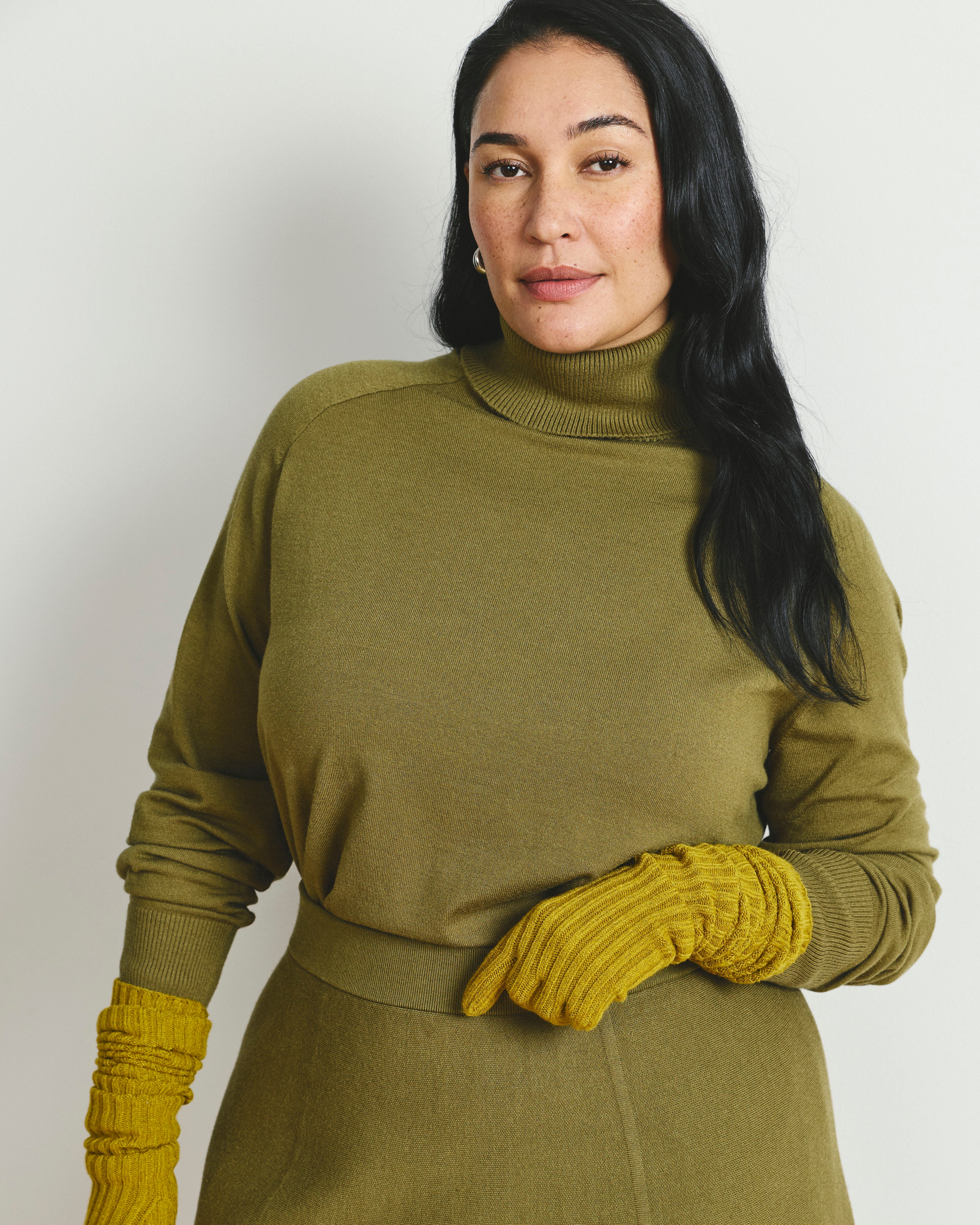 Renee Savvy Fine Knit Raglan Turtleneck - Capulet Olive