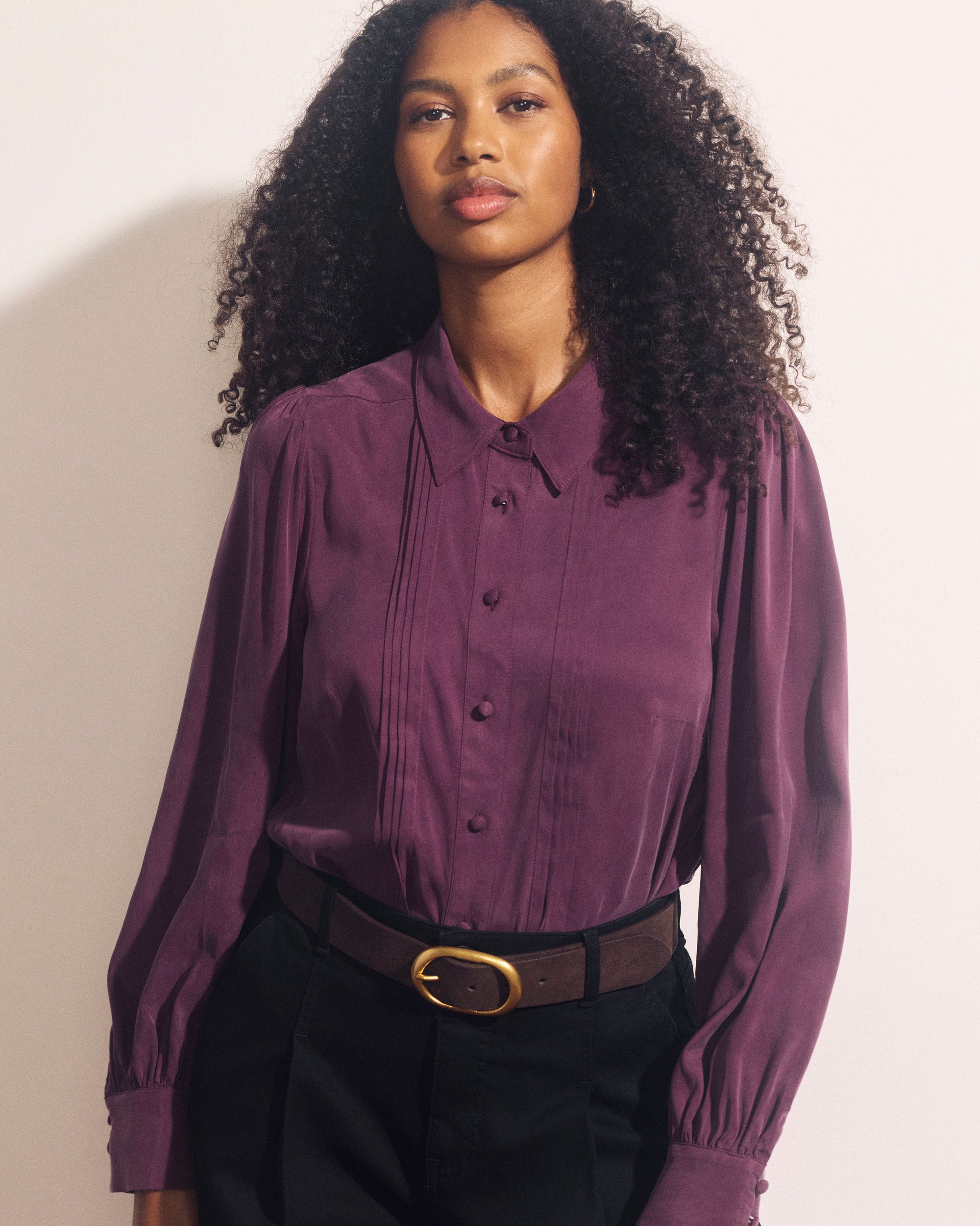 Oval Buckle Suede Belt - Brown/Gold