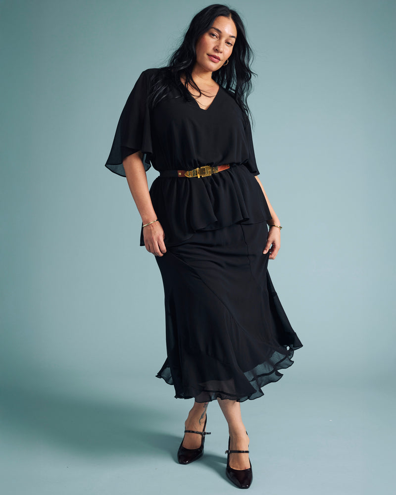 Woman wearing Navarte Chiffon Midi Skirt - Black from Universal Standard