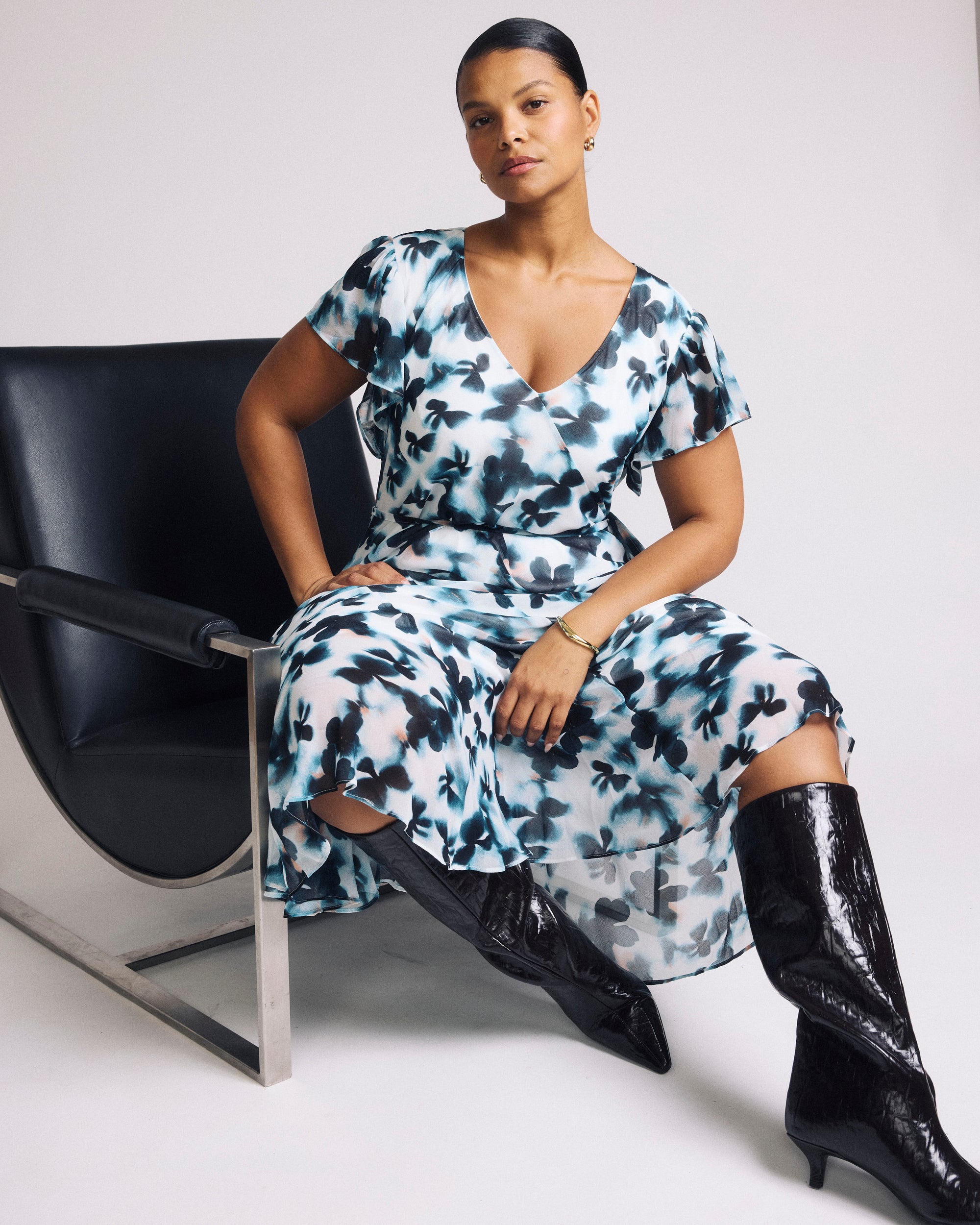 Woman wearing Sevilla Chiffon Dress - Primrose Hill Print from Universal Standard