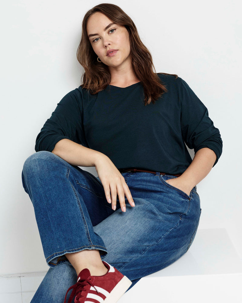 Long Sleeve Tee Rex - Deep Sea | Plus Size & Straight Size Women's Fashion | Universal Standard