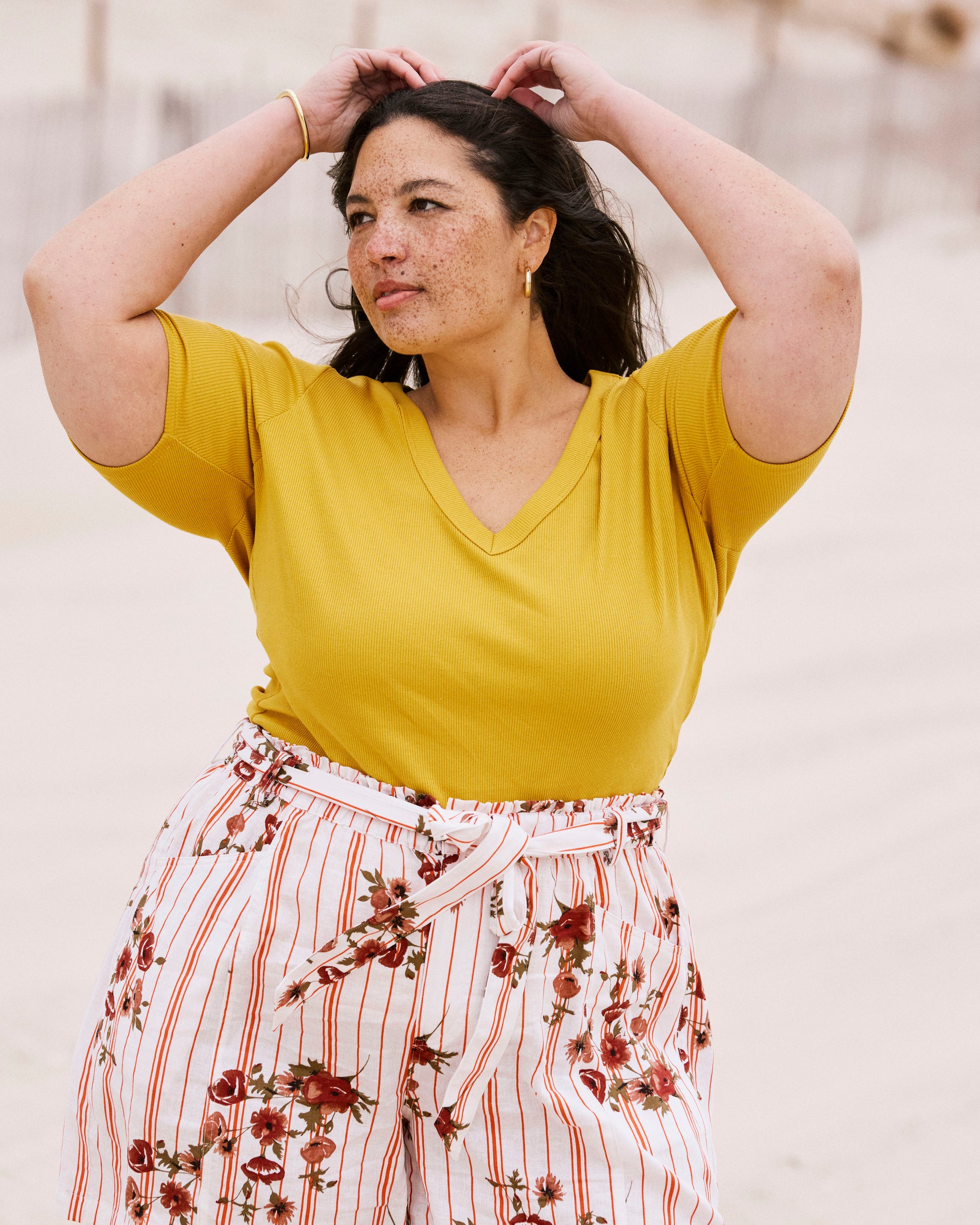 Classic V-Neck Ribbed Tee - Goldenrod | Plus Size & Straight Size Women's Fashion | Universal Standard