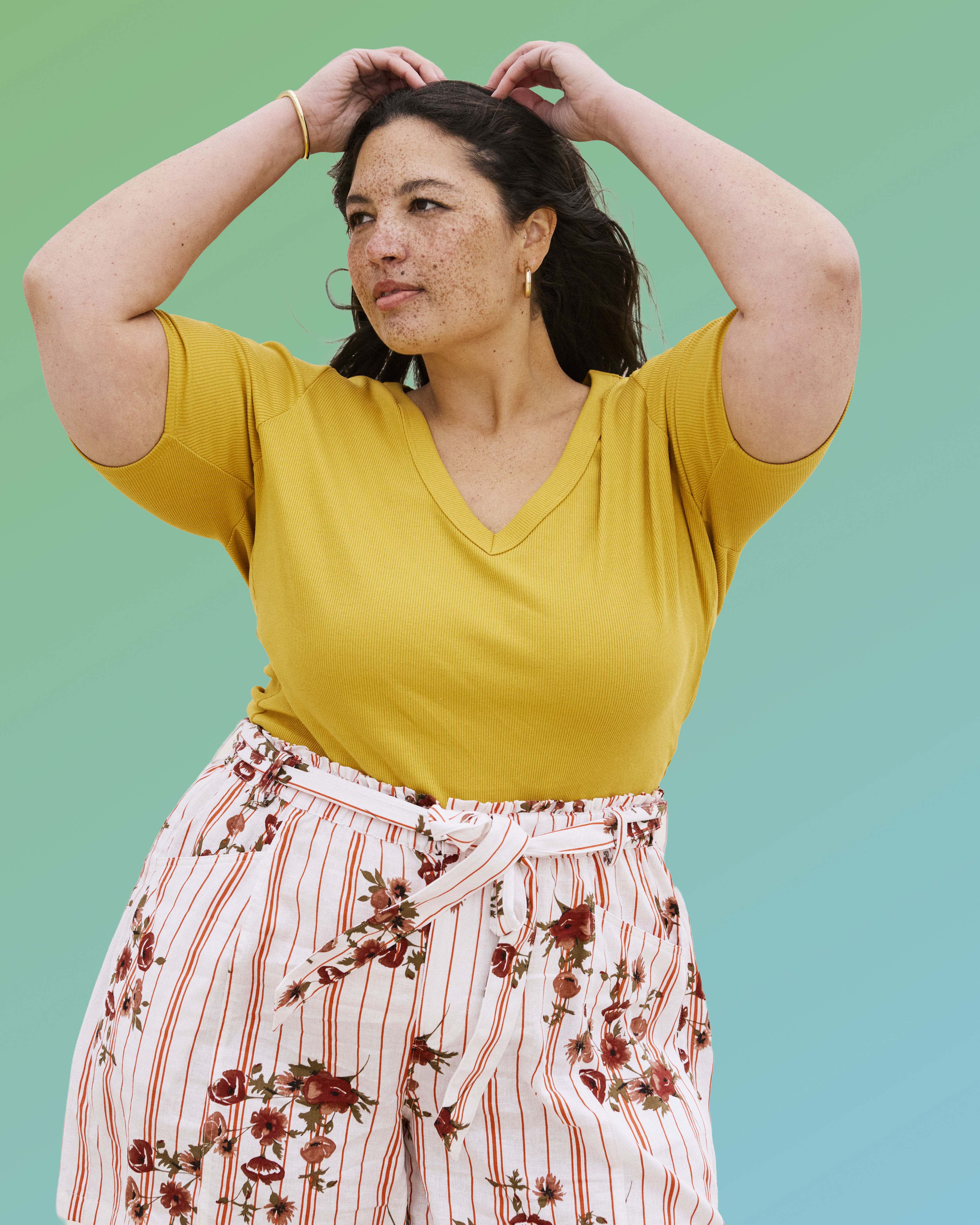 Classic V-Neck Ribbed Tee - Goldenrod | Plus Size & Straight Size Women's Fashion | Universal Standard