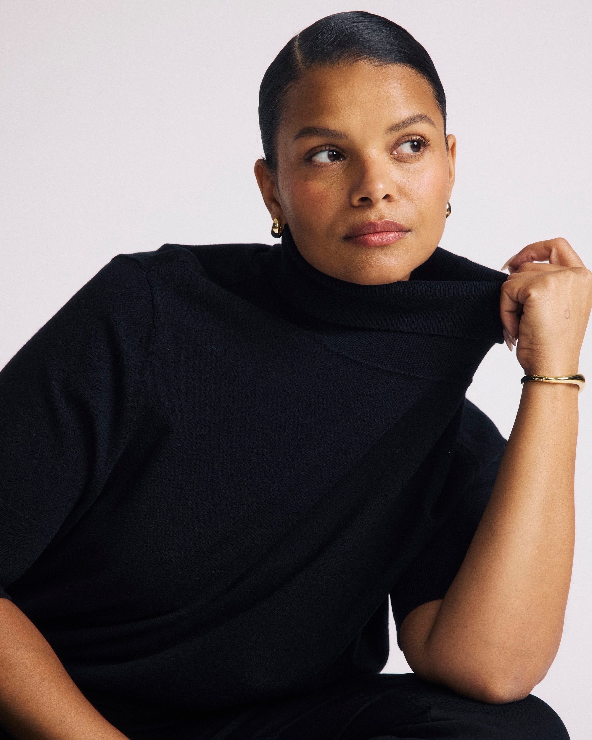 Savvy Fine Knit Turtleneck Sweater Top - Black | Plus Size & Straight Size Women's Fashion | Universal Standard
