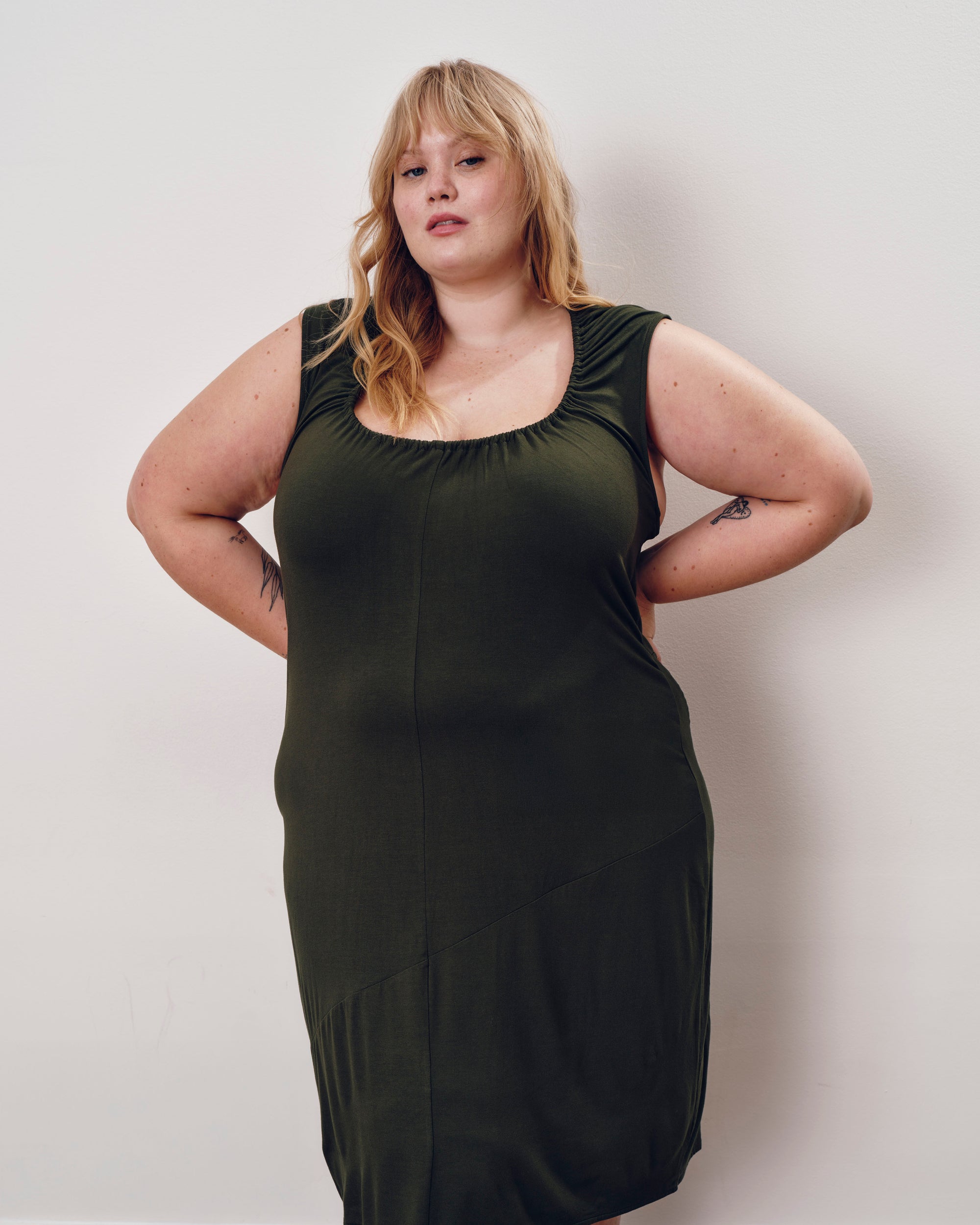 Lila Tie-Back Liquid Jersey Dress - Coratina Green | Plus Size & Straight Size Women's Fashion | Universal Standard
