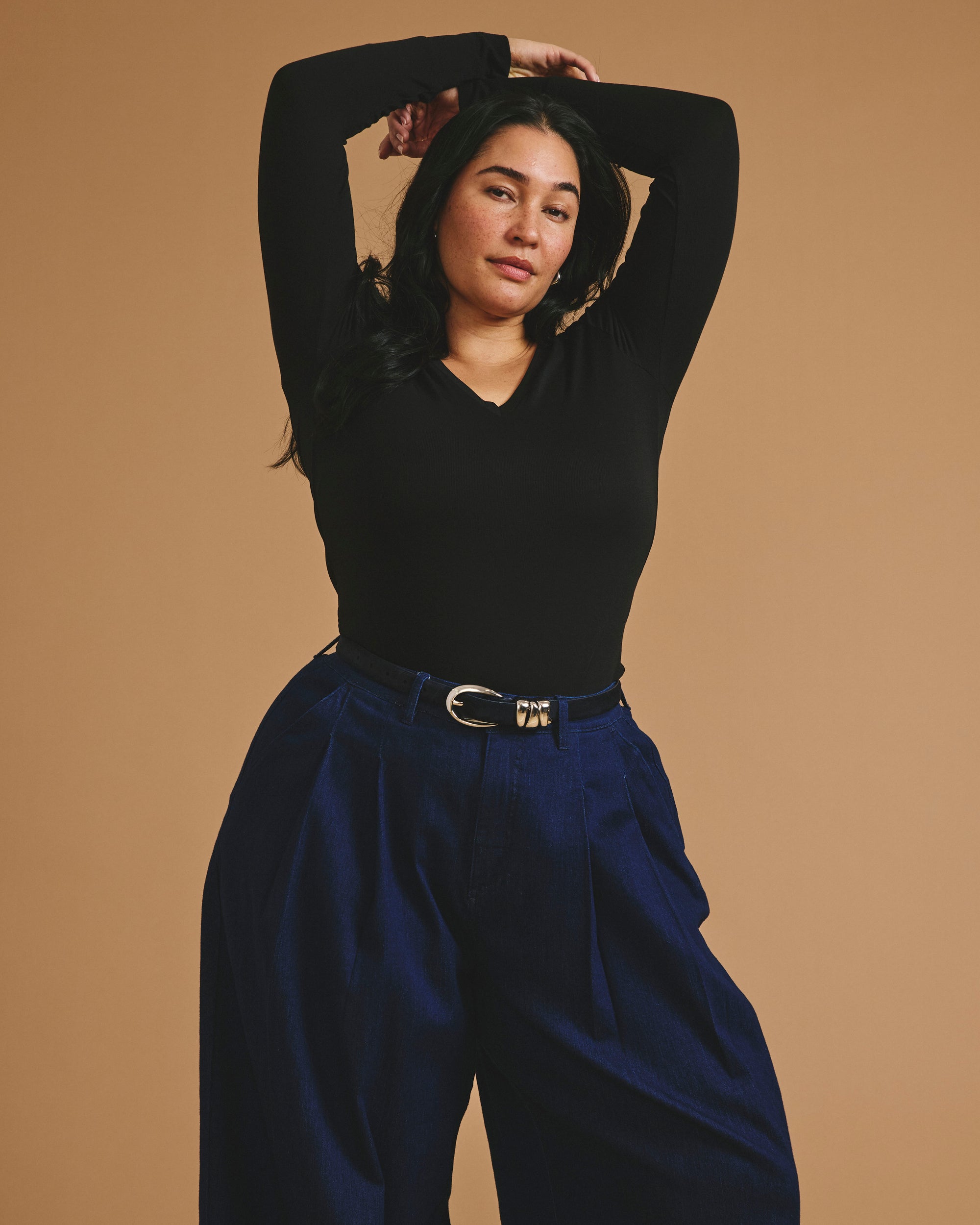 Cloud Rib Long Sleeve V-Neck Tee - Black | Plus Size & Straight Size Women's Fashion | Universal Standard