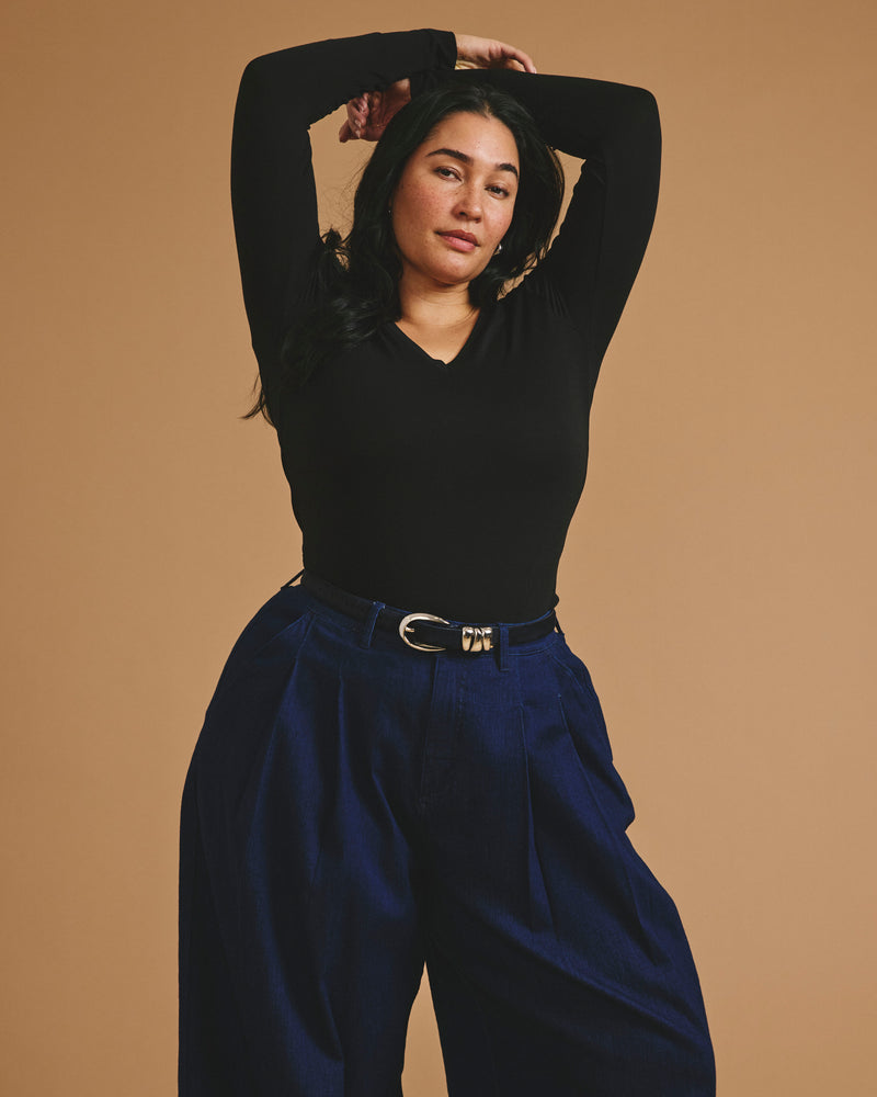 Foundation Long Sleeve V-Neck Tee - Black | Plus Size & Straight Size Women's Fashion | Universal Standard