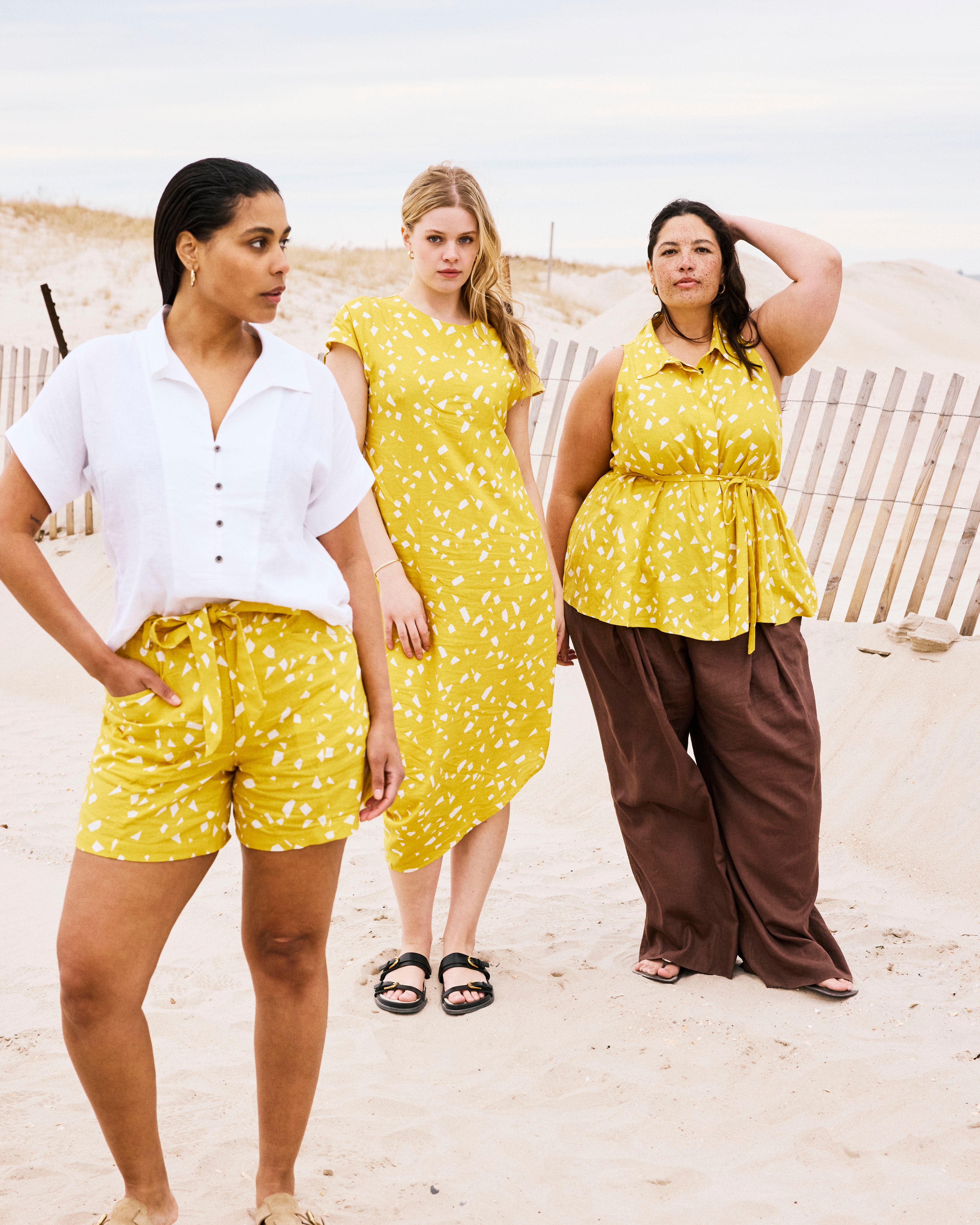 Sandy Short Sleeve Stretch Linen Blend Shirt - White | Plus Size & Straight Size Women's Fashion | Universal Standard