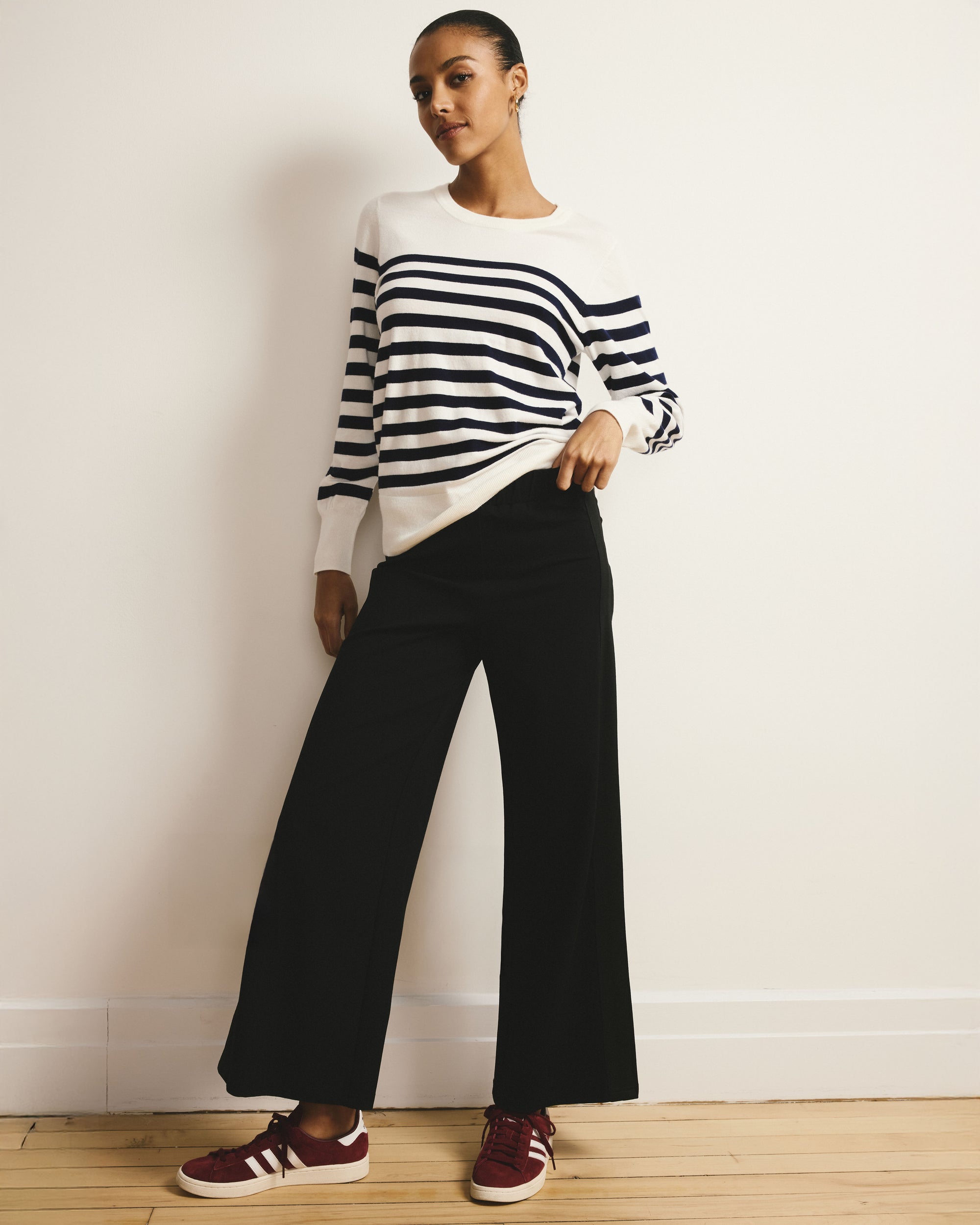 Savvy Fine Knit Crew Sweater - Cream/Navy Stripes