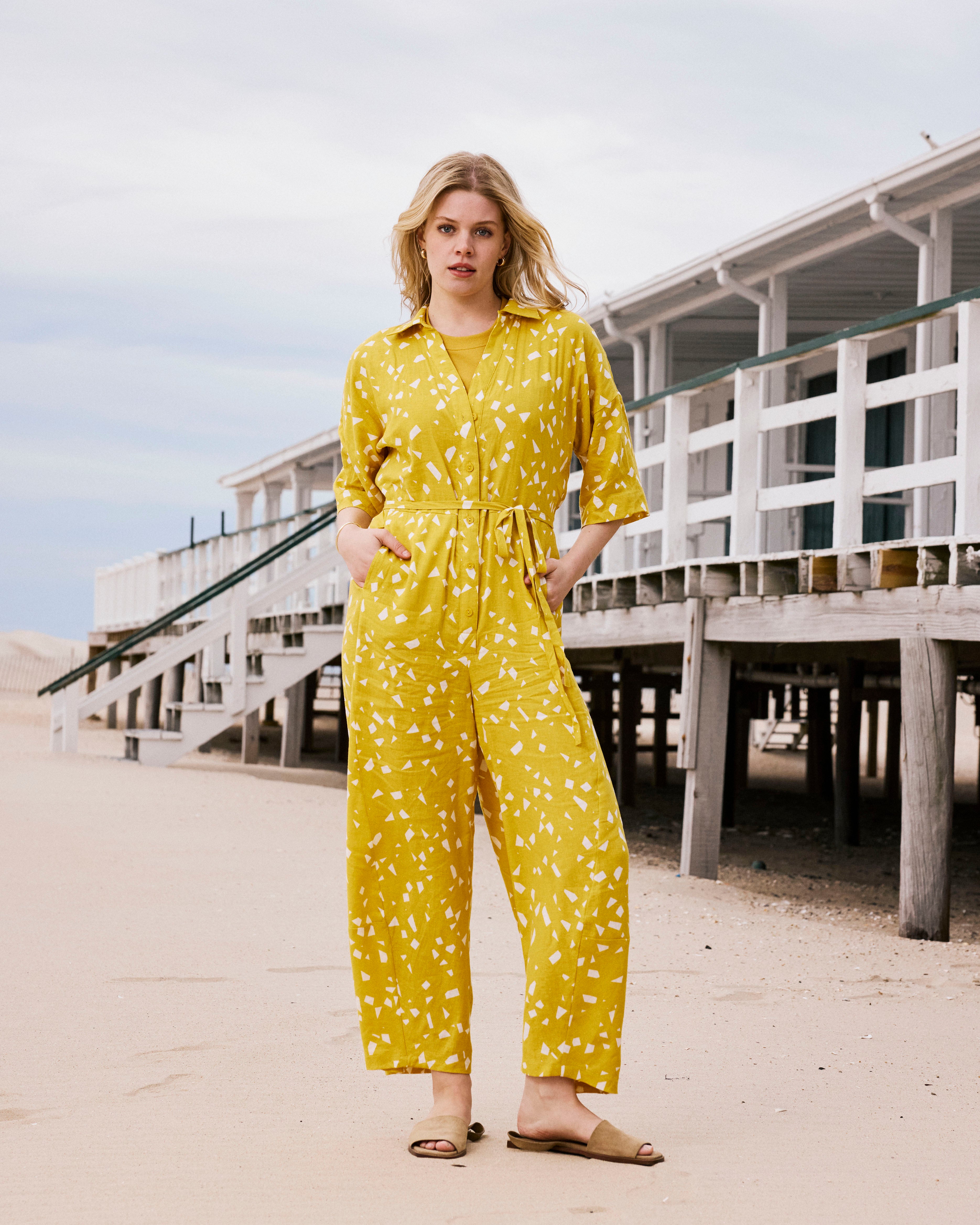[新品タグあり] papier Jump suit/yellow Maggie Barrel Leg Linen Blend Jumpsuit - Yellow Confetti Print
