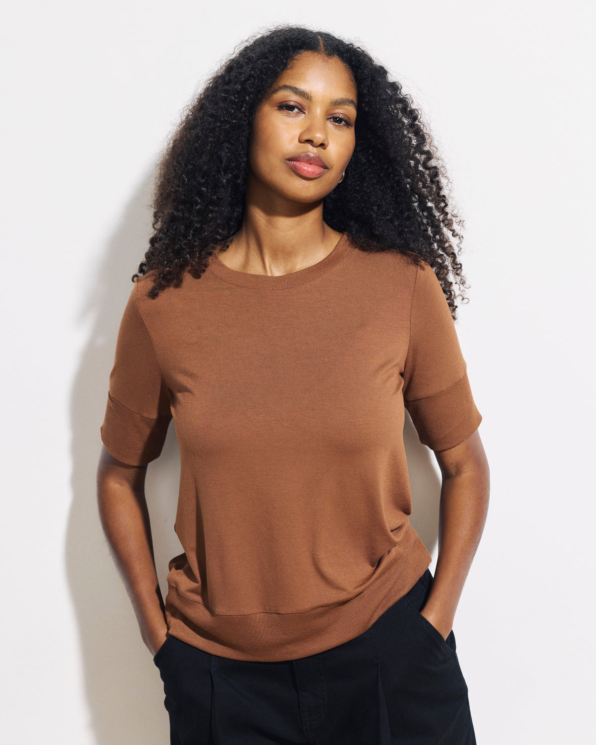 Aimee Liquid Jersey Rib Hem Tee - Pony | Plus Size & Straight Size Women's Fashion | Universal Standard