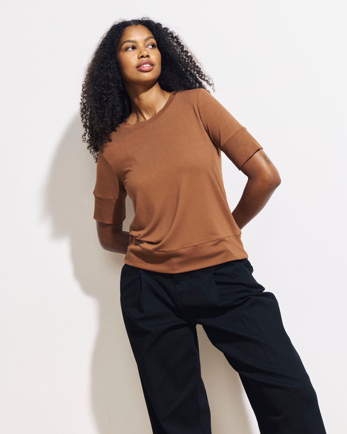 Aimee Liquid Jersey Rib Hem Tee - Pony | Plus Size & Straight Size Women's Fashion | Universal Standard