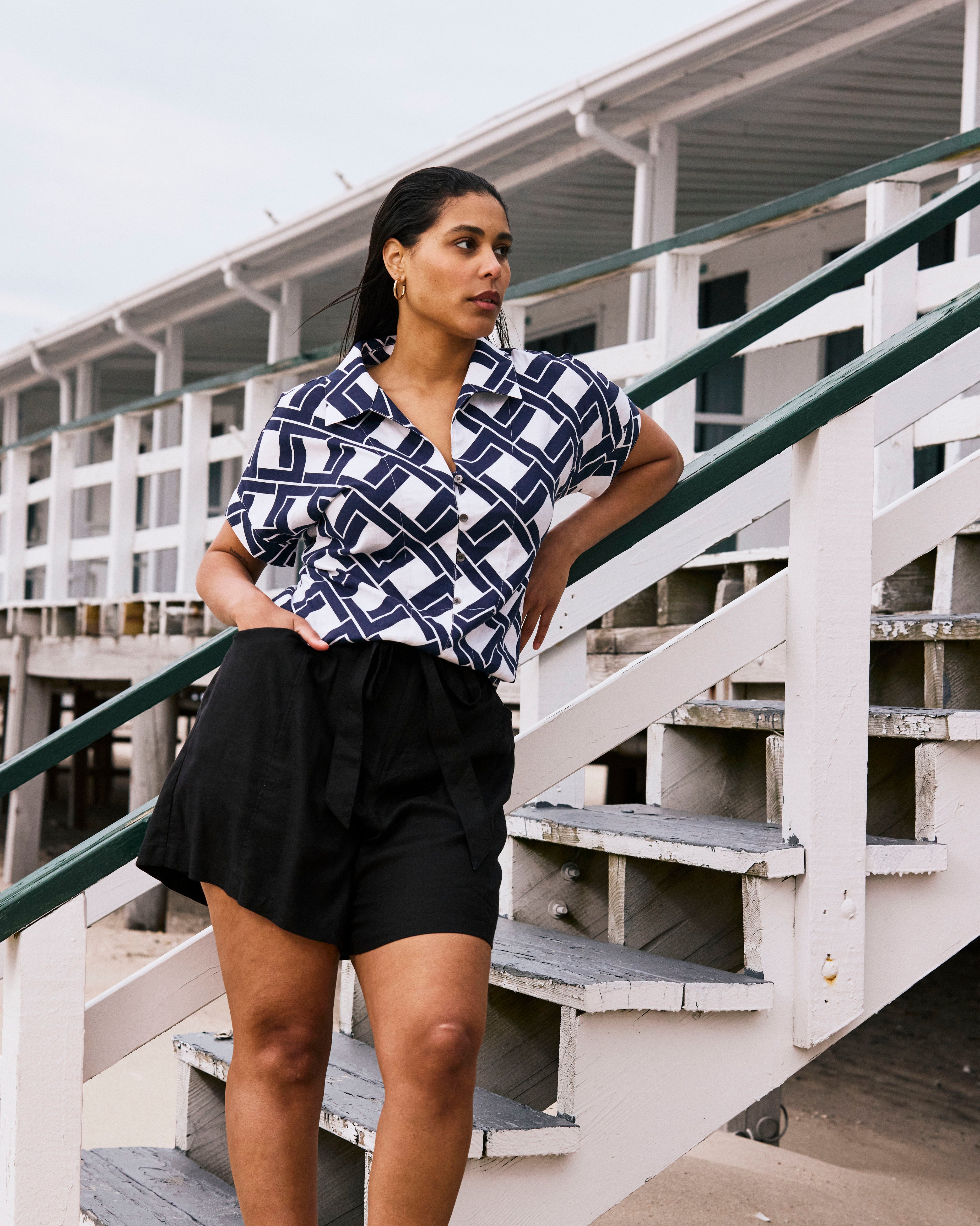 Harbor Stretch Linen Blend Paperbag Shorts - Black | Plus Size & Straight Size Women's Fashion | Universal Standard