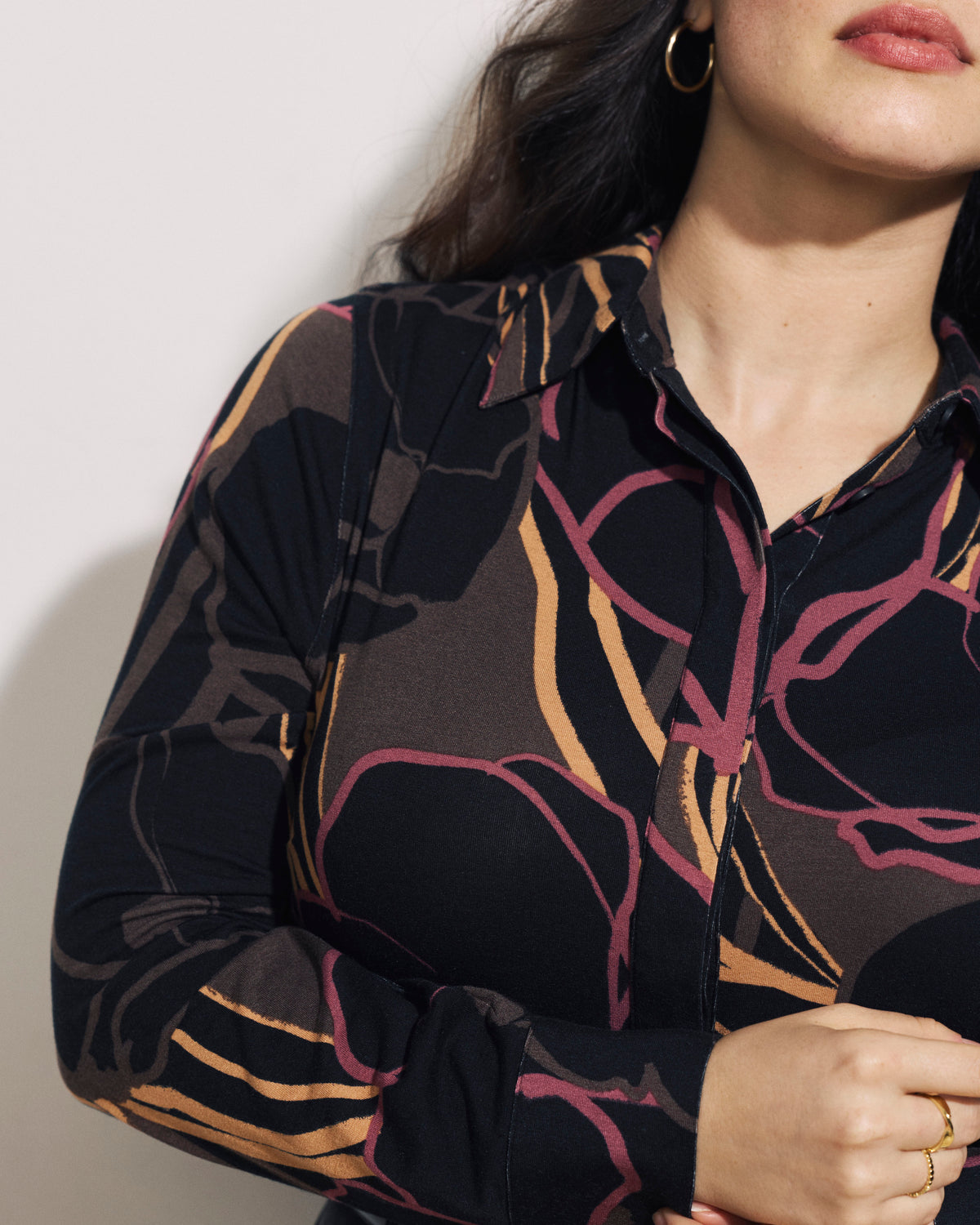 Elbe Popover Liquid Jersey Shirt Classic Fit - Poppy Field Print | Plus Size & Straight Size Women's Fashion | Universal Standard