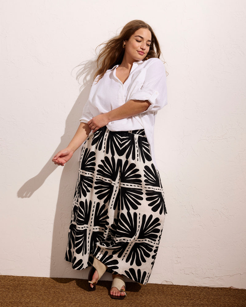 Palazzo Cargo Linen Pant - Ink Bloom Print | Plus Size & Straight Size Women's Fashion | Universal Standard