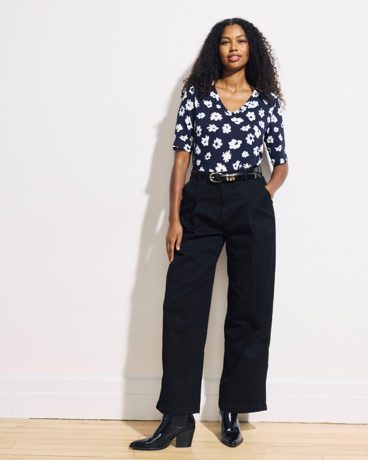 Lily Liquid Jersey V-Neck Stovepipe Tee - Mystic Blossom | Plus Size & Straight Size Women's Fashion | Universal Standard