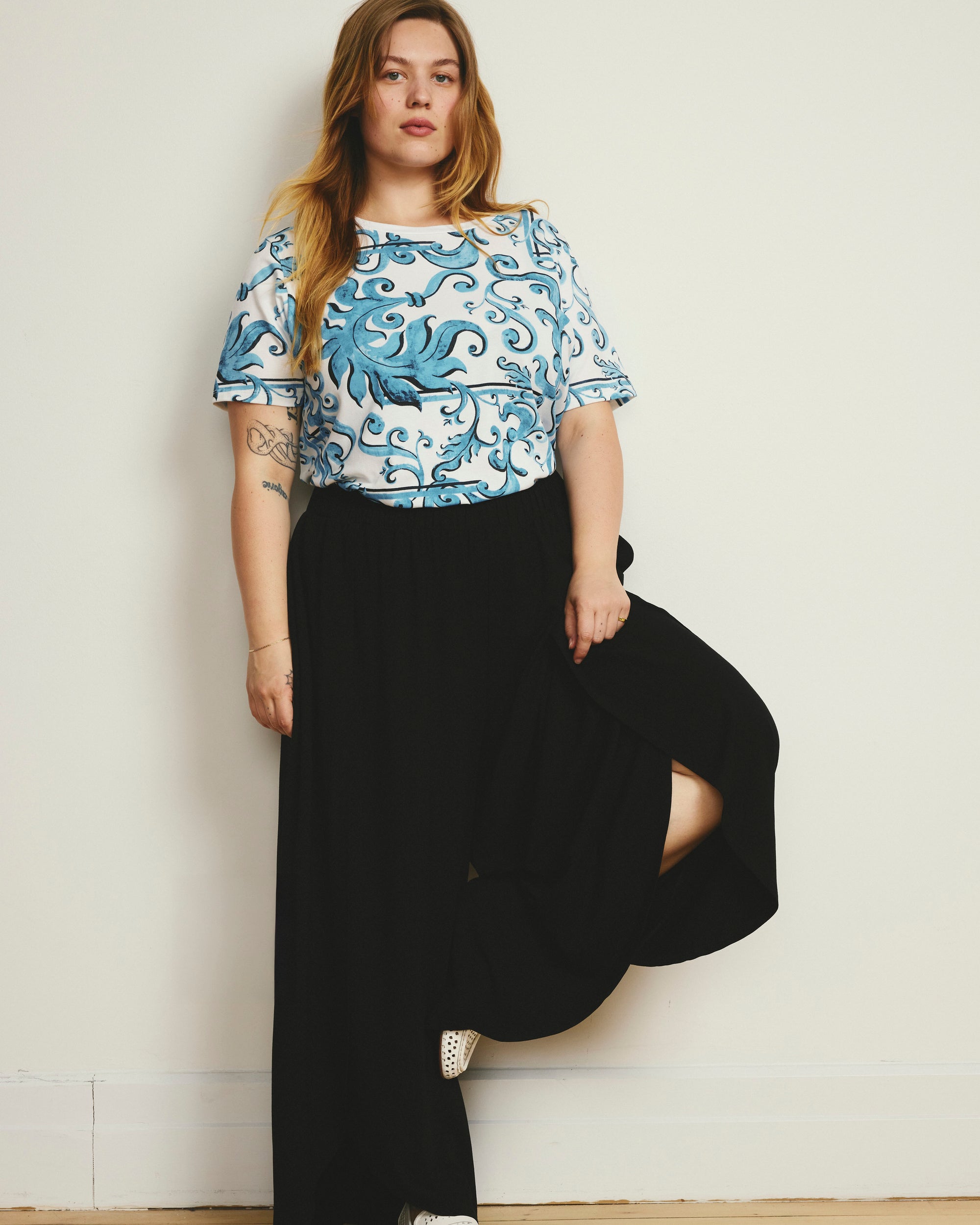 Tee Rex - Blue Majolica Print | Plus Size & Straight Size Women's Fashion | Universal Standard