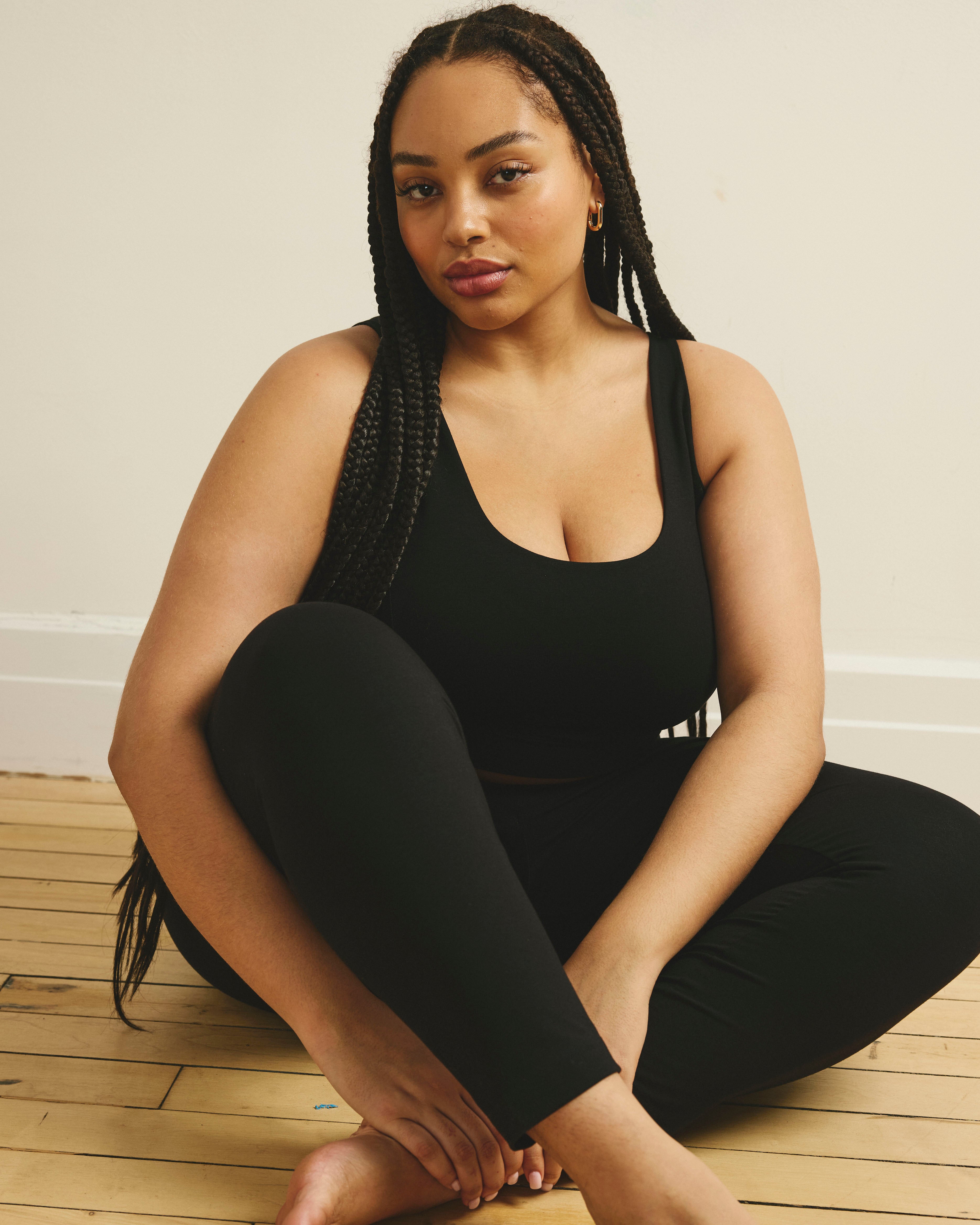 Roya Cropped Leggings 23 Inch - Black – Universal Standard