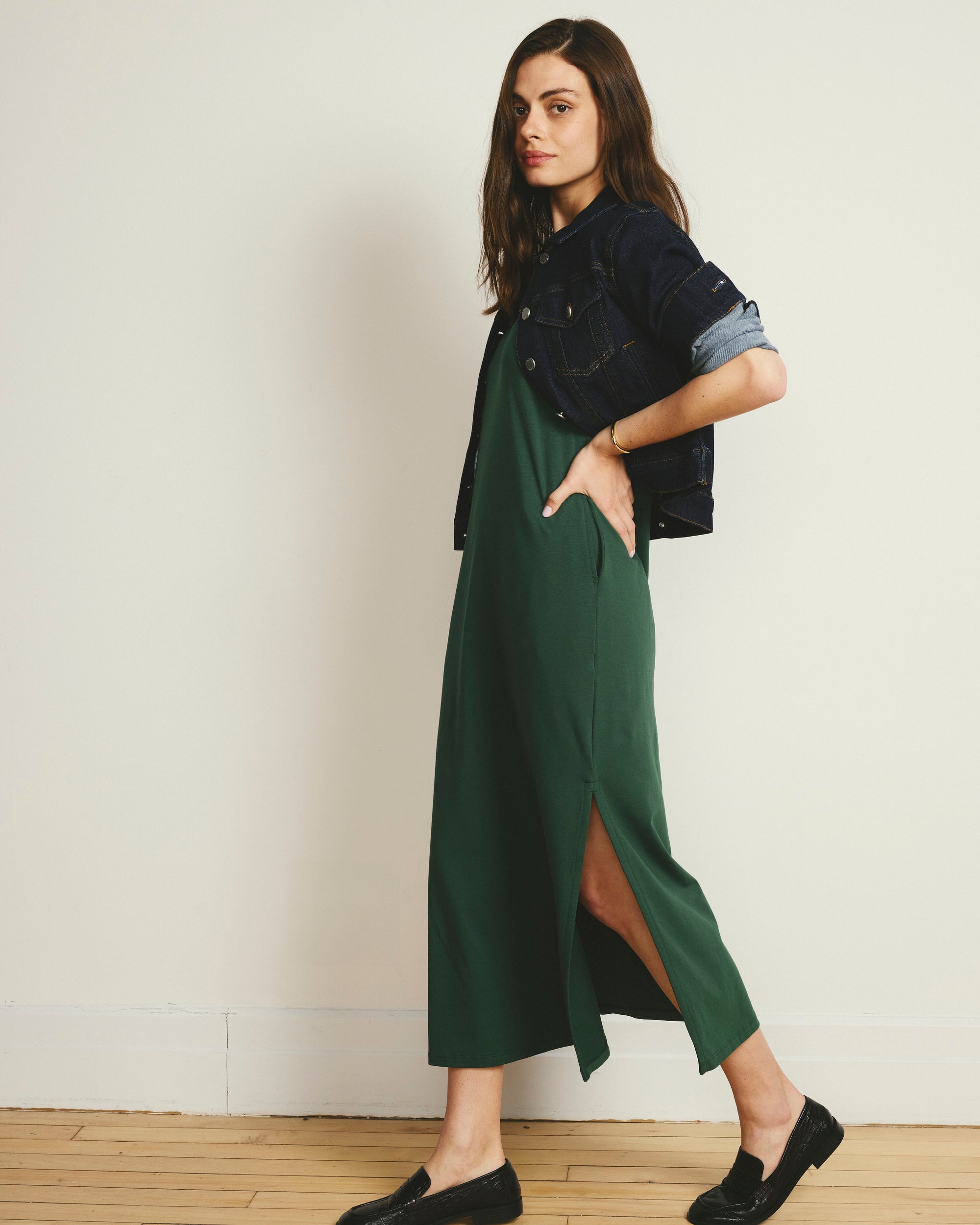 Halie Maxi T-Shirt Dress - Conifer | Plus Size & Straight Size Women's Fashion | Universal Standard