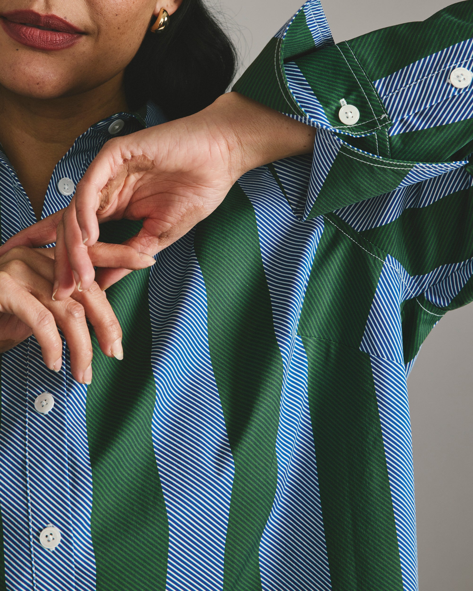 Henning x US Madison Shirt - Green/Blue Directional Stripe