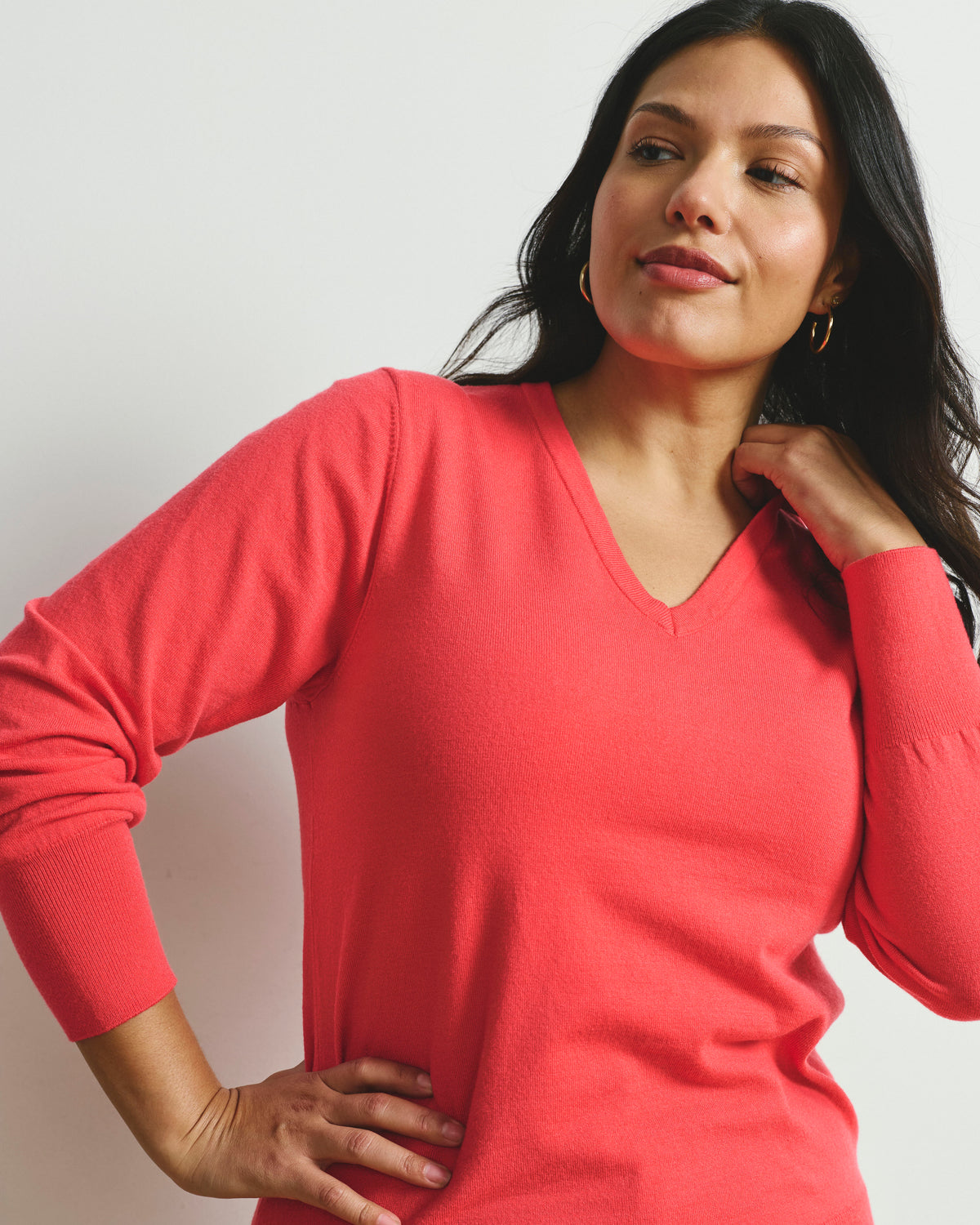Savvy Fine Knit V Sweater - Cinnamon Rose