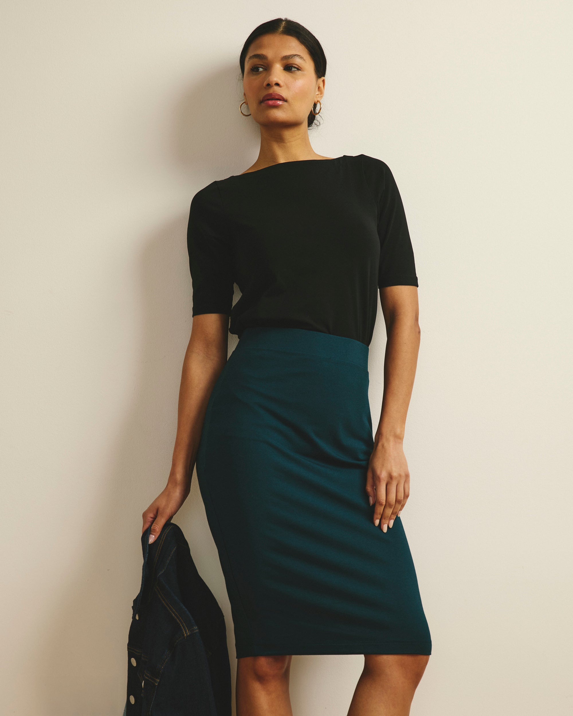 Bella Boatneck Tee - Black | Plus Size & Straight Size Women's Fashion | Universal Standard