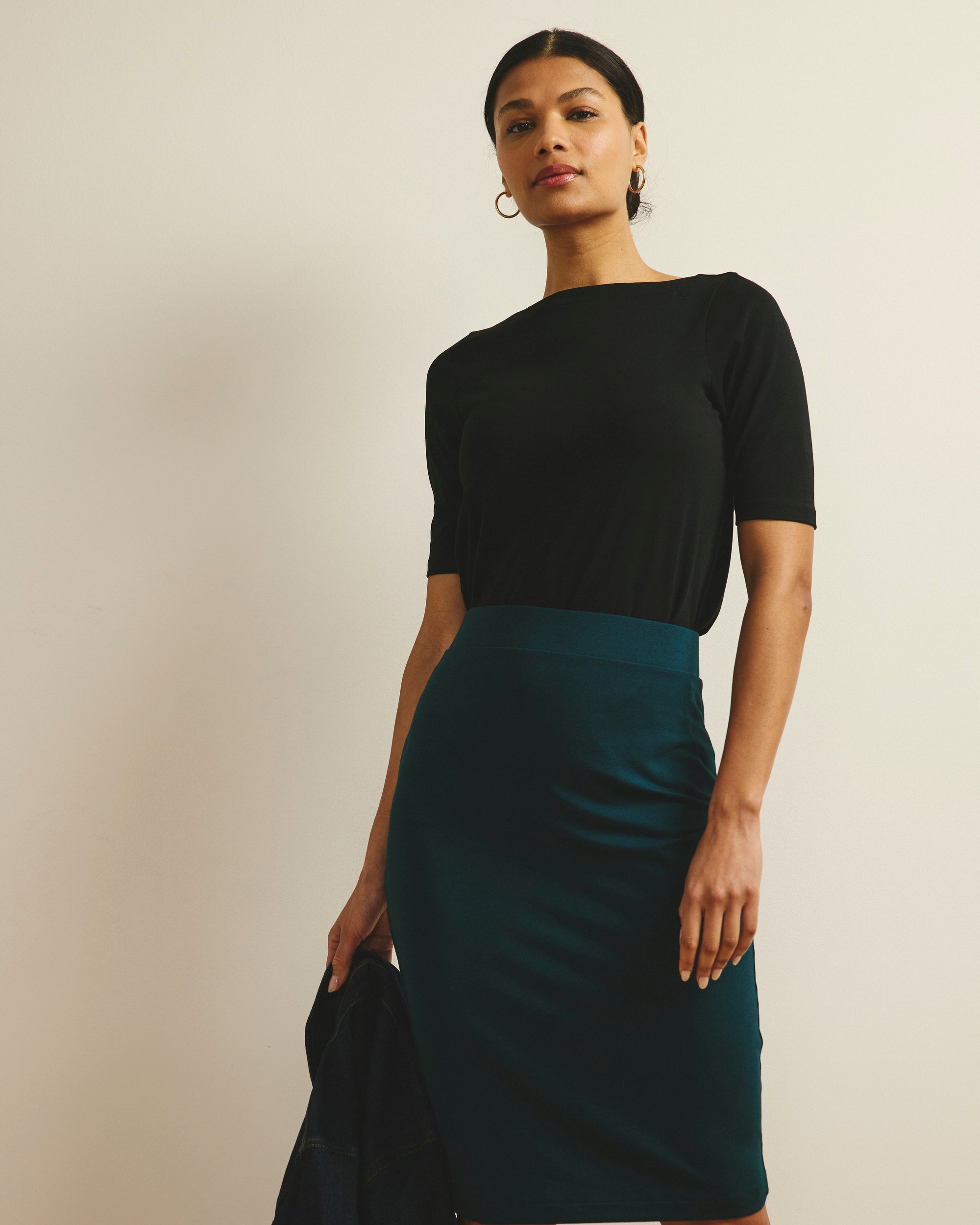 Bella Boatneck Tee - Black | Plus Size & Straight Size Women's Fashion | Universal Standard