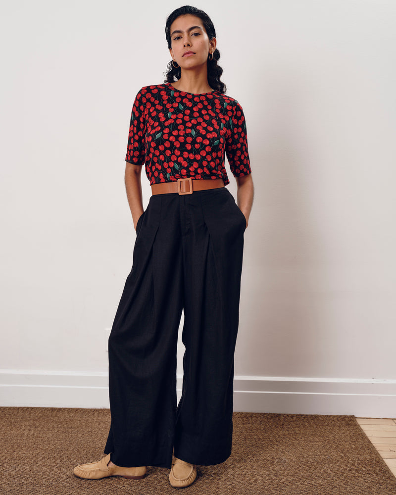 Lily Liquid Jersey Crew Neck Stovepipe Tee - Very Cherry Print | Plus Size & Straight Size Women's Fashion | Universal Standard