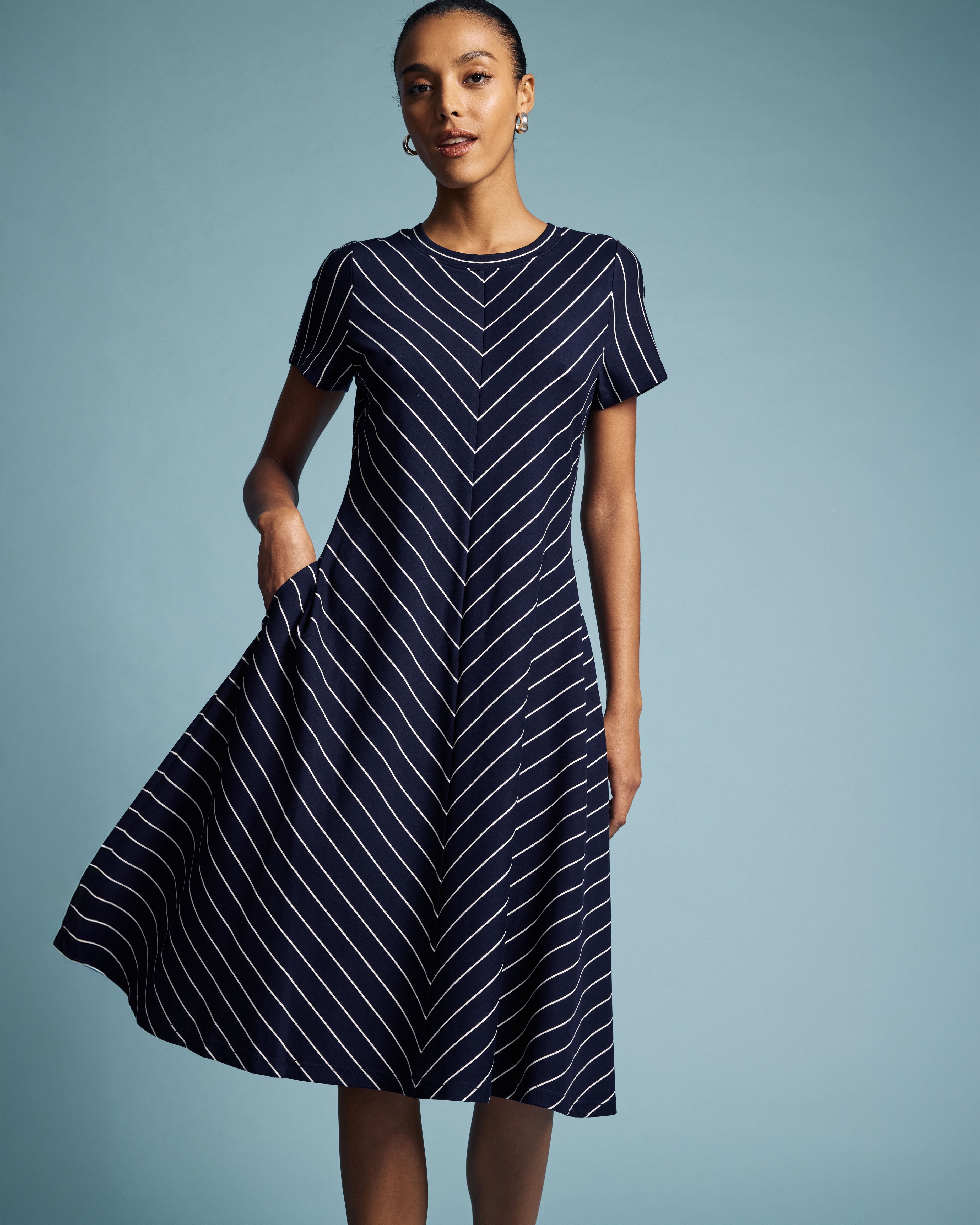 Imani Ponte Dress - Navy Pinstripe – Universal Standard