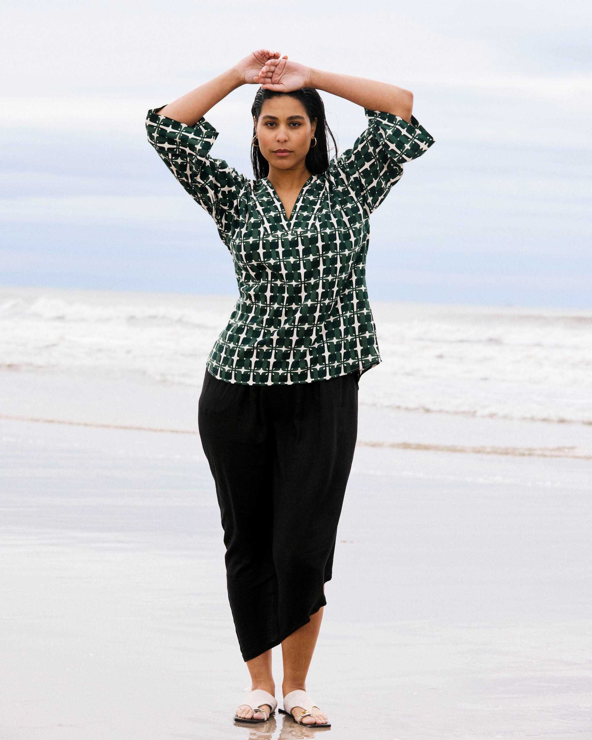 Geneva Linen Blend Skirt - Black | Plus Size & Straight Size Women's Fashion | Universal Standard