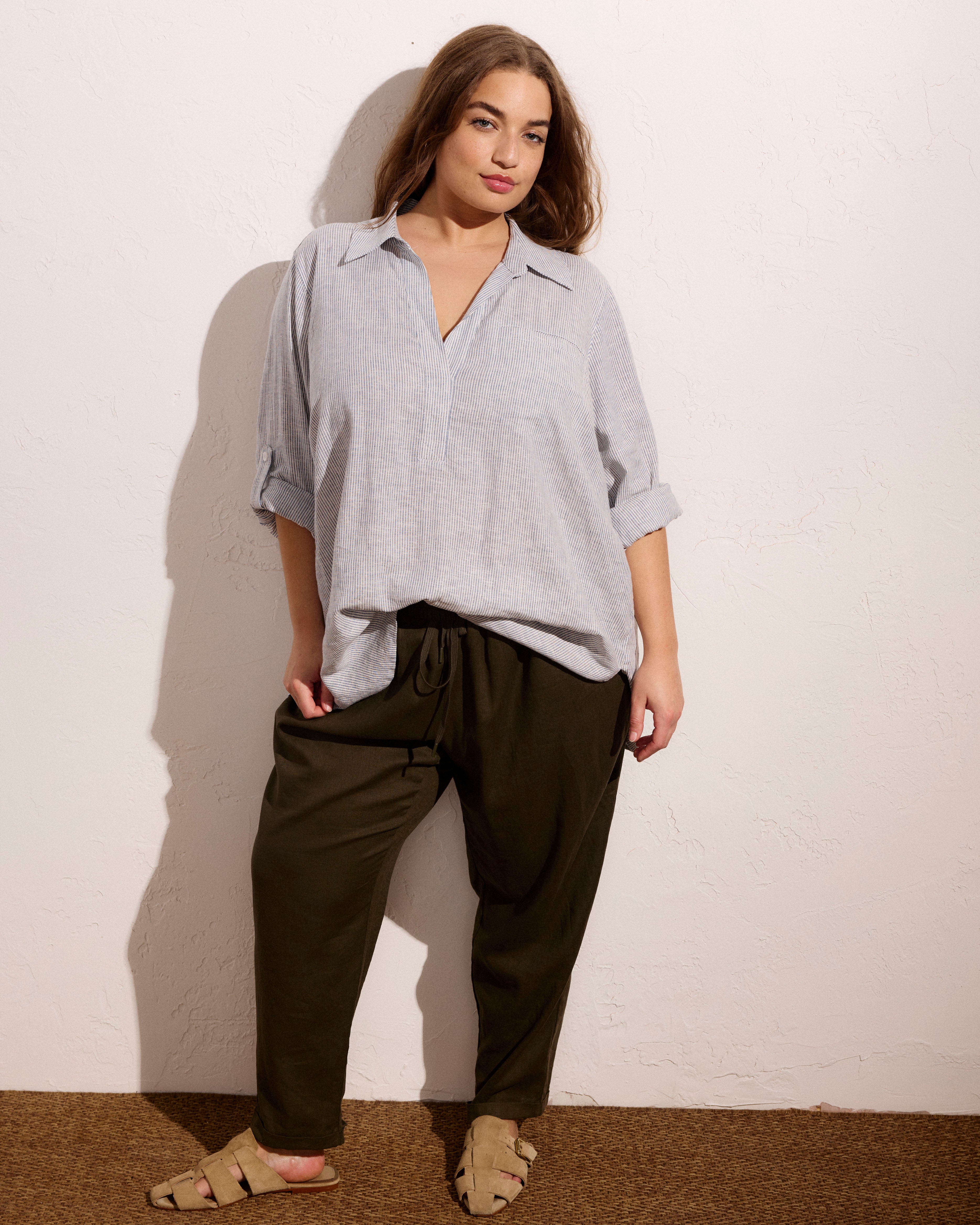 Sayville Linen Blend Drawstring Pant - Camo | Plus Size & Straight Size Women's Fashion | Universal Standard