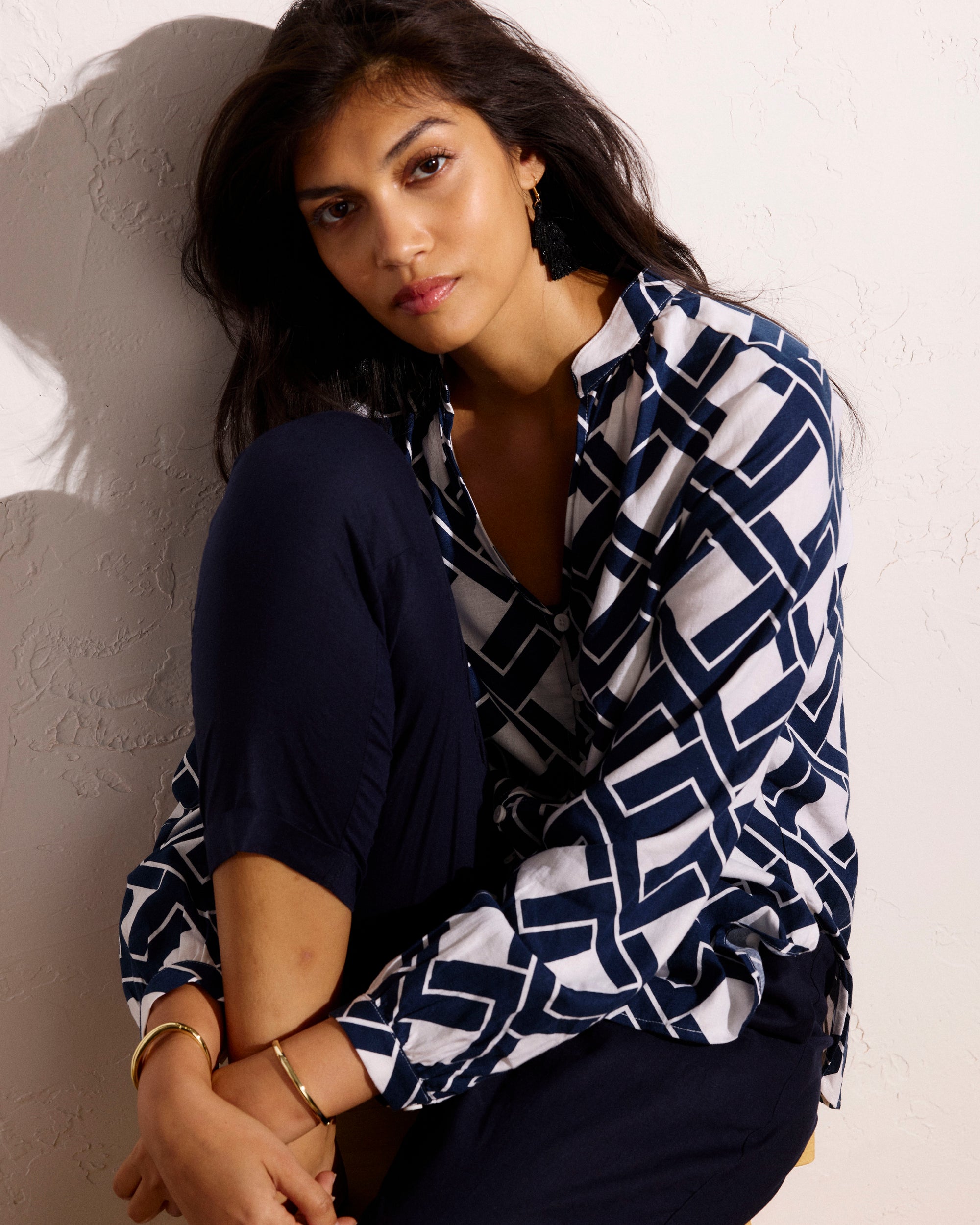Avalon Linen Blouse - Geometrica Print | Plus Size & Straight Size Women's Fashion | Universal Standard