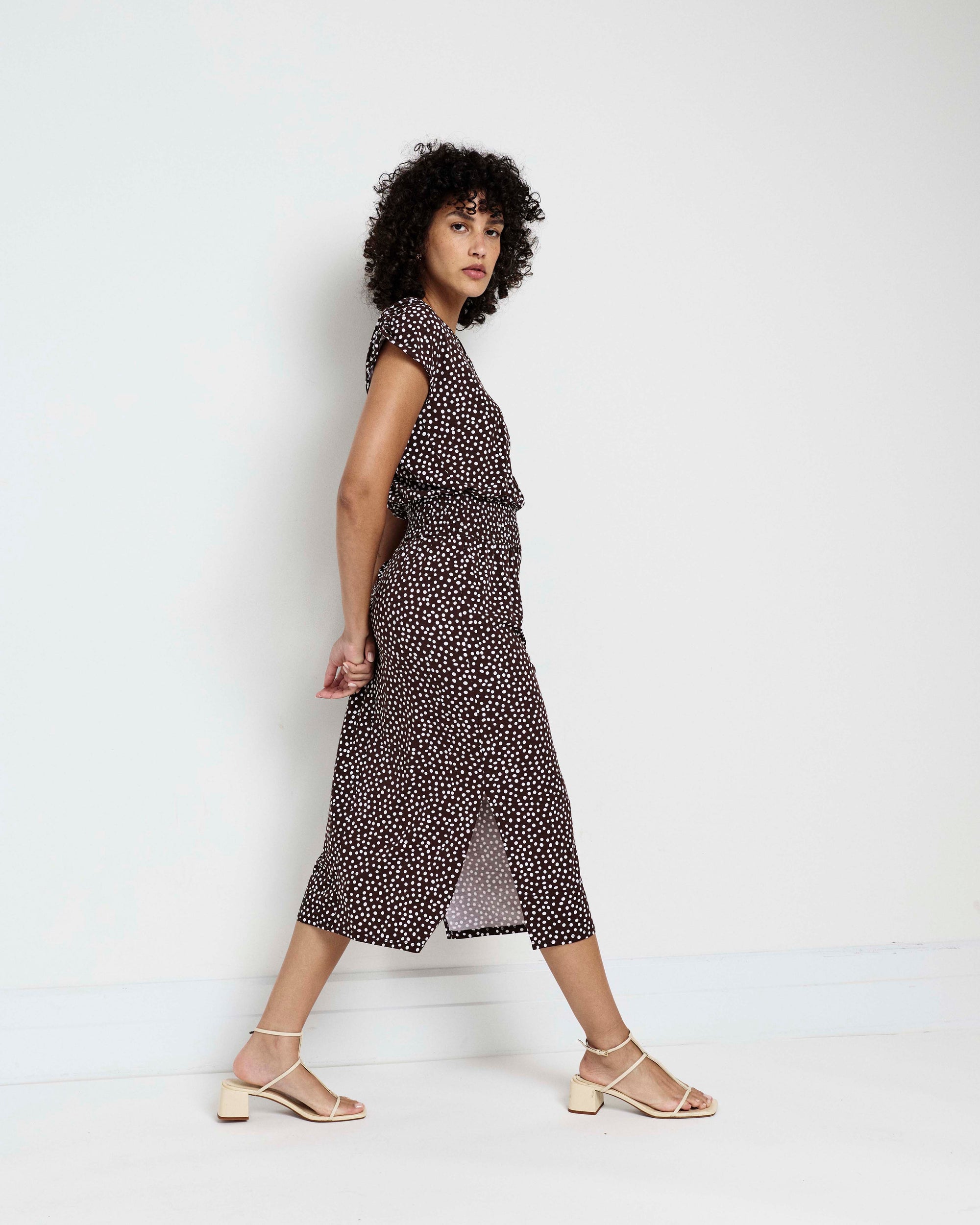 Tish Divine Jersey Kaftan - Brown/White Dot Print | Plus Size & Straight Size Women's Fashion | Universal Standard